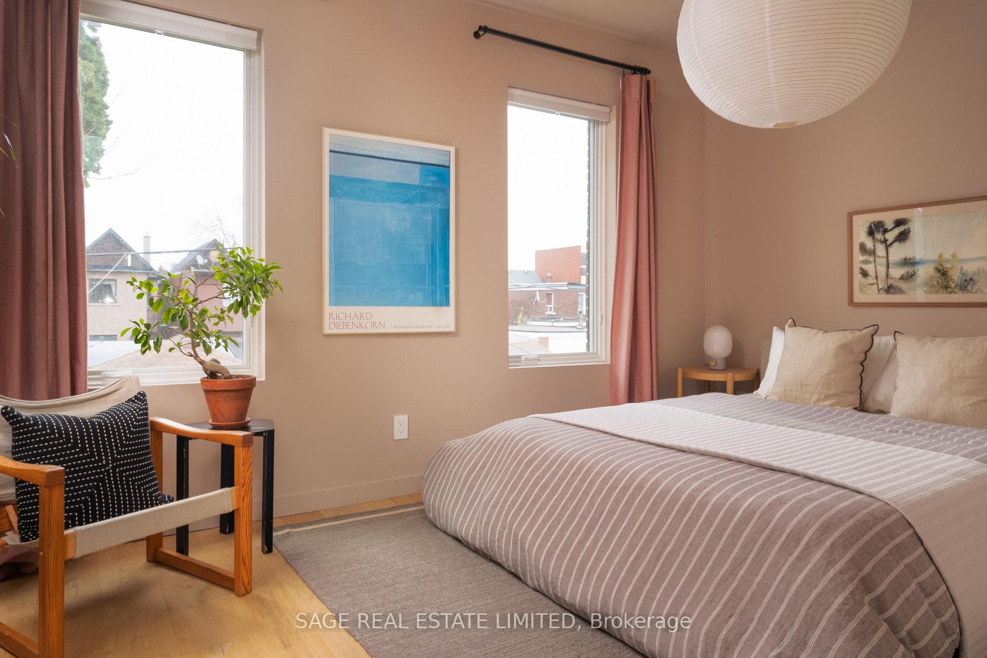 109 Pauline Avenue photo 16