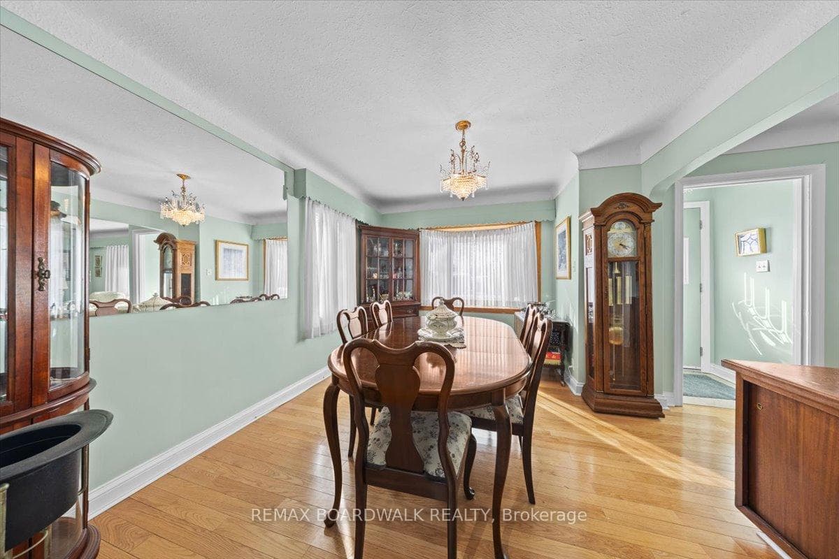 961 Kingsmere Avenue photo 11