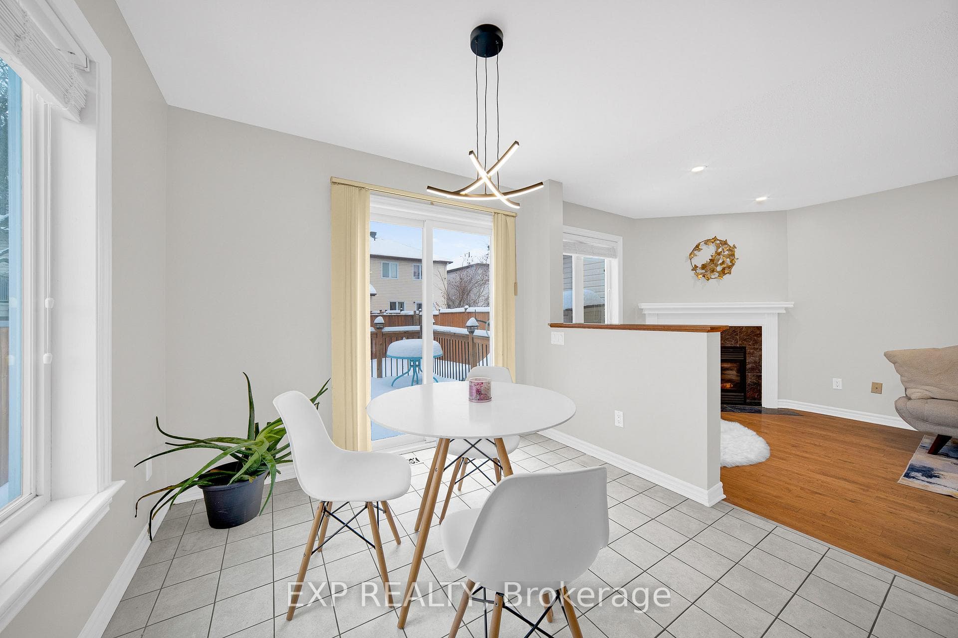 140 Whetstone Crescent photo 10