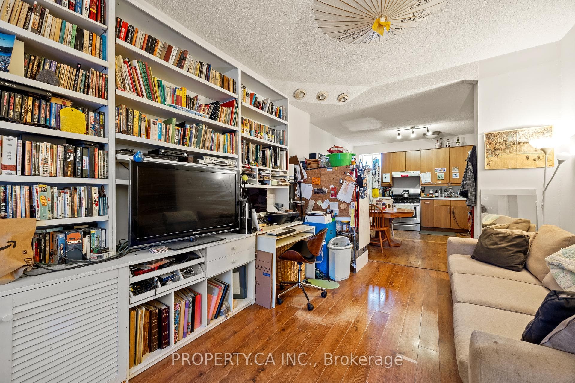 50 Grove Avenue photo 8