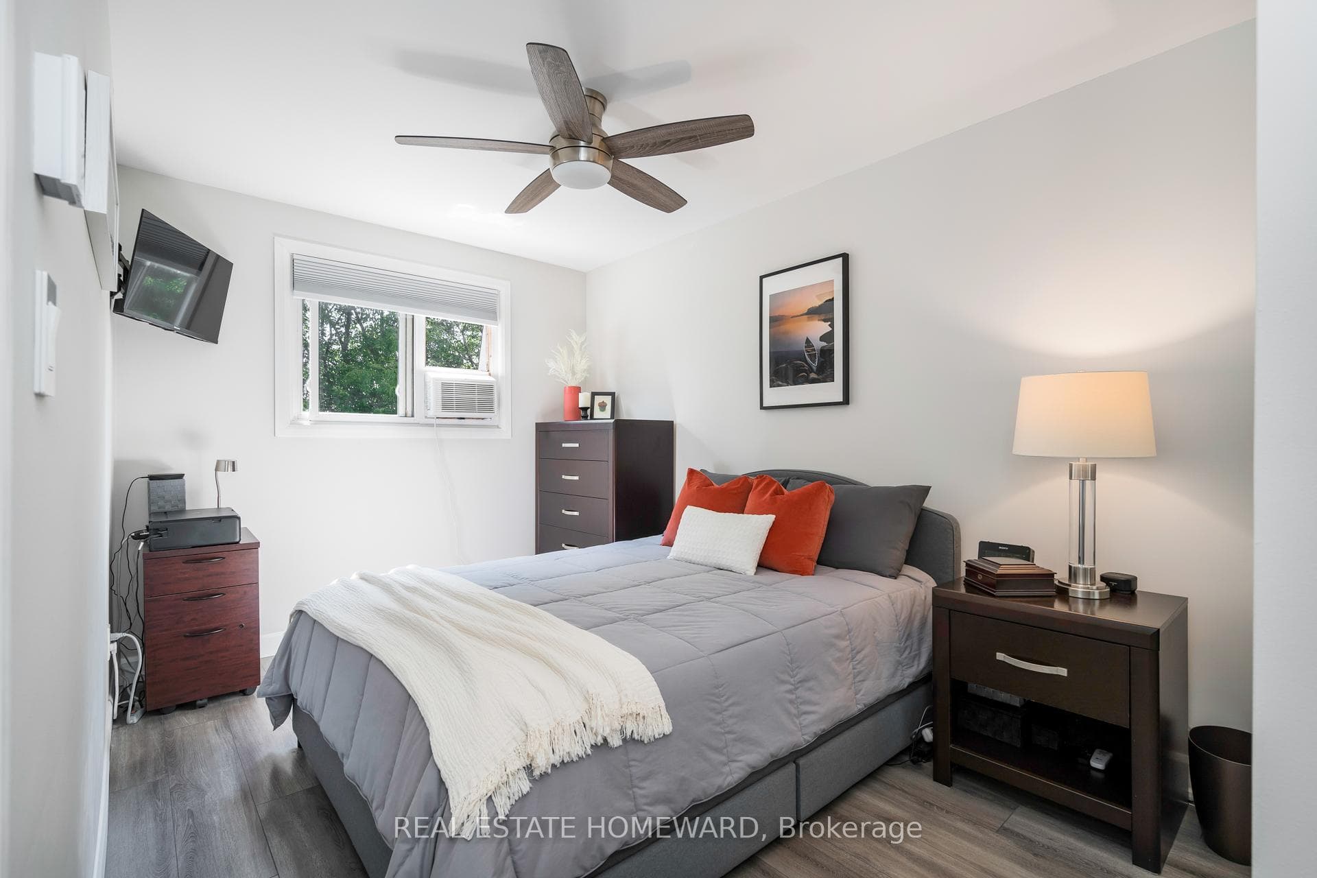506 Normandy Street Unit 11 photo 24