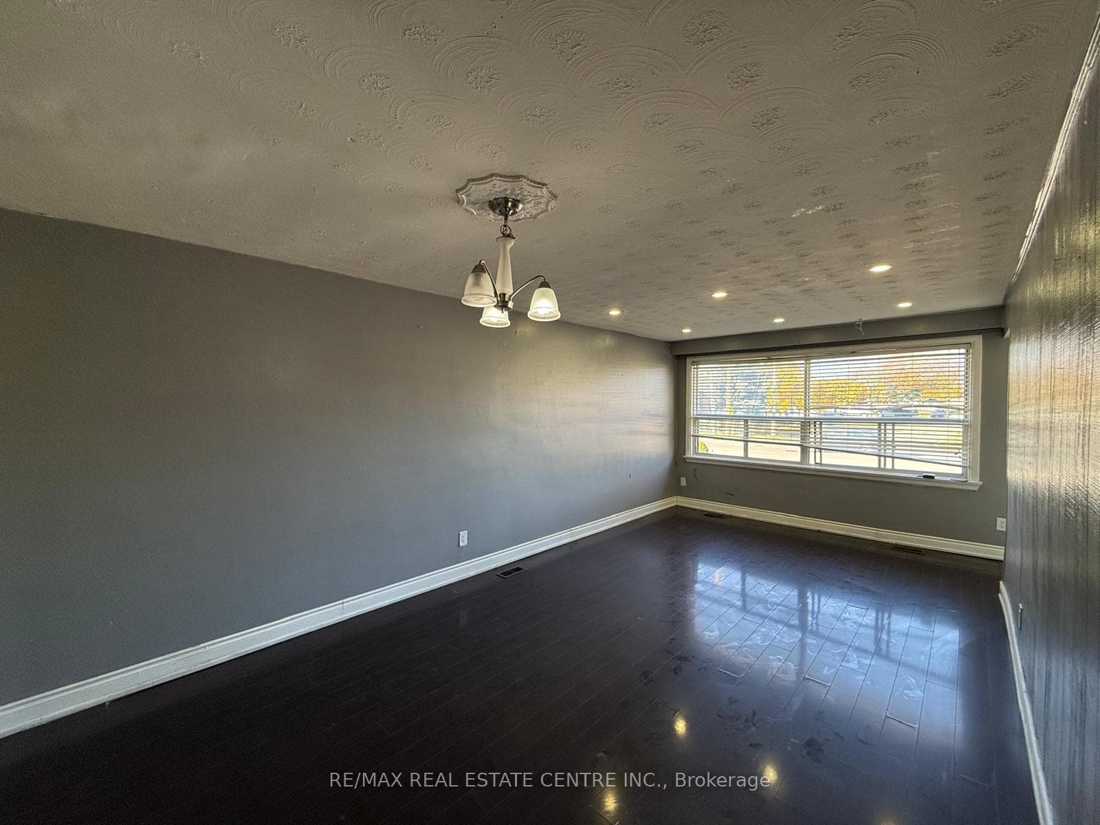 165 Vodden Street Unit UPPER photo 2