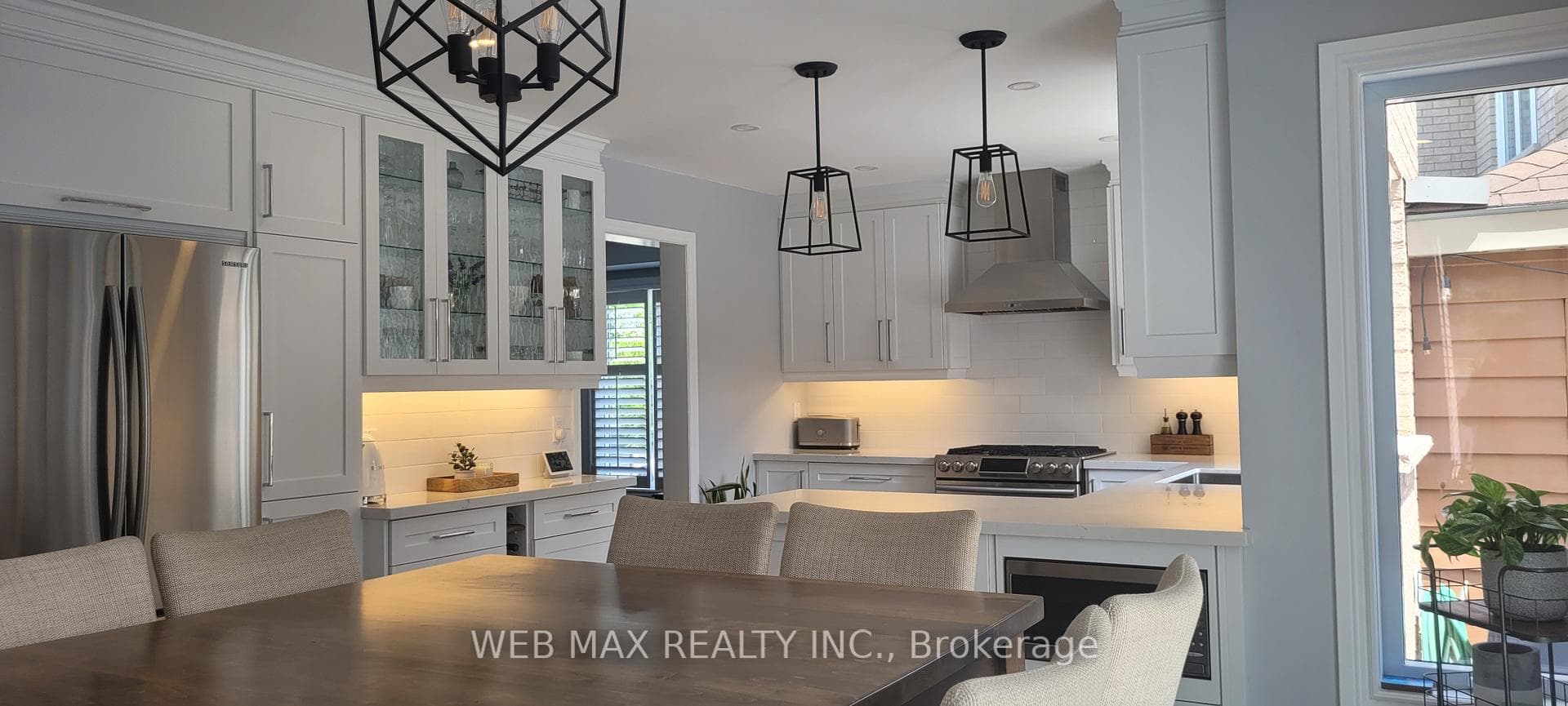 Pantry,porcelain floor, quartz counters, gas stove