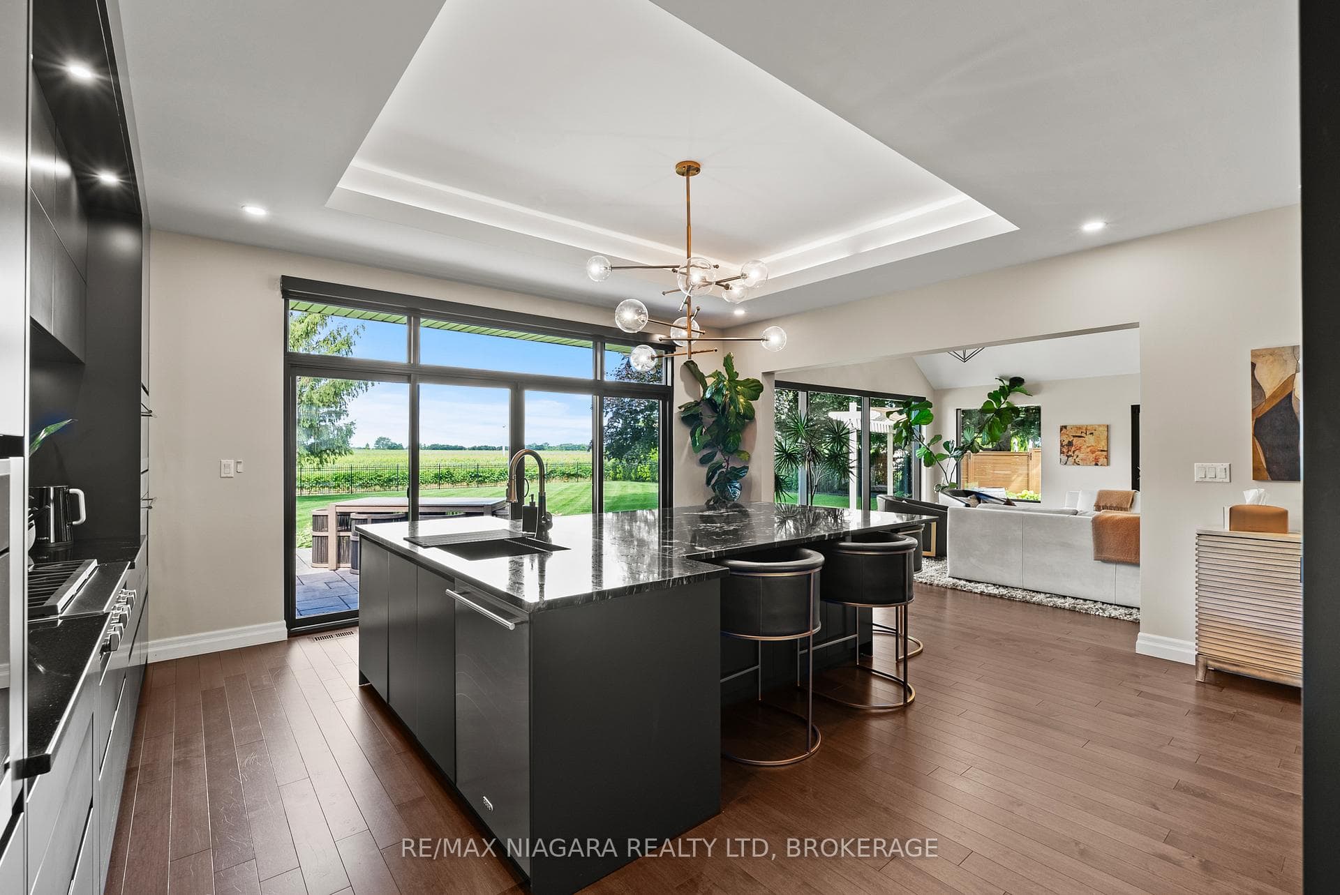 14690 Niagara Parkway photo 18