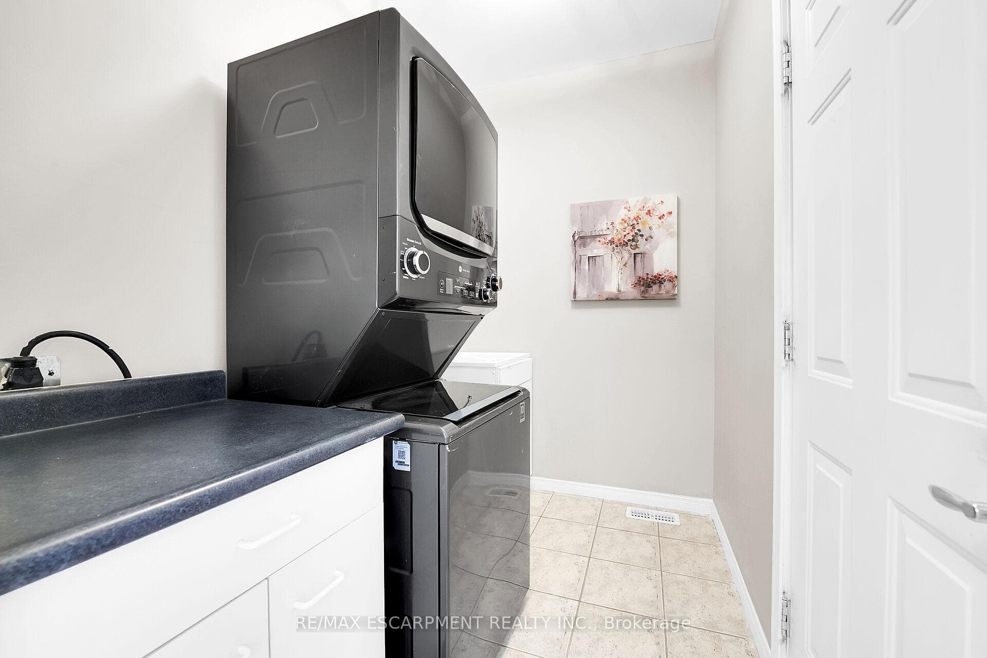 81 Valridge Drive Unit 8 photo 28