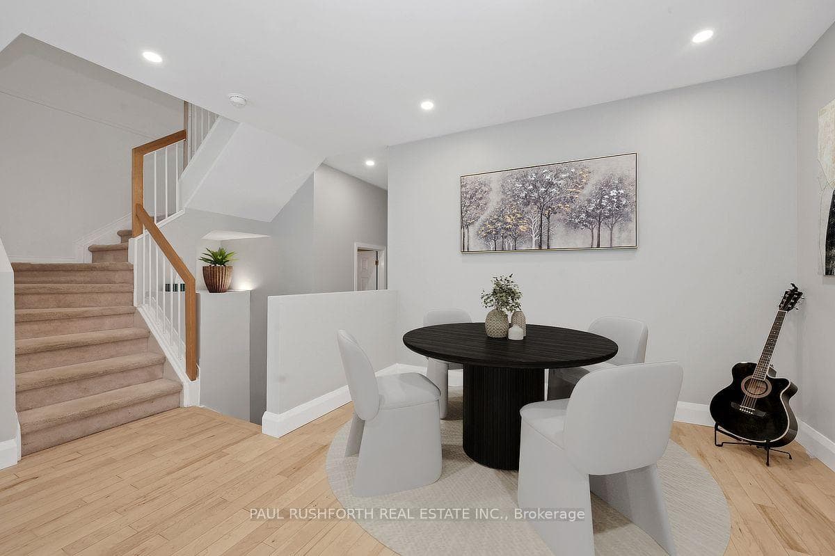 Virtually Staged-Dining Room