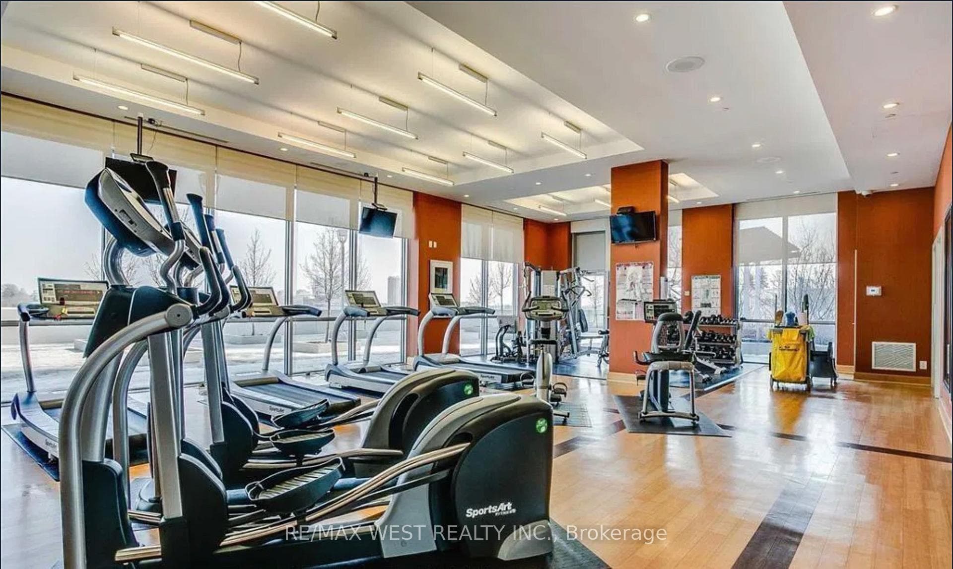 151 Village Green Square Unit 1306 photo 14