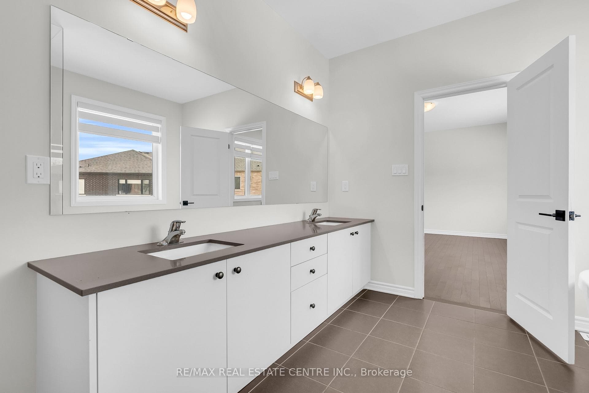22 Spinland Street photo 33