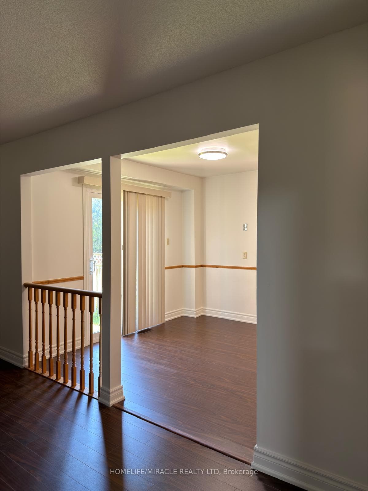 51 Wright Crescent photo 9