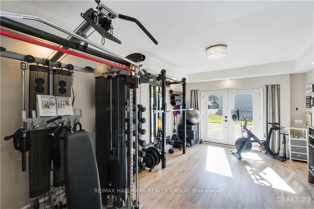 2704 RIVER Road photo 22
