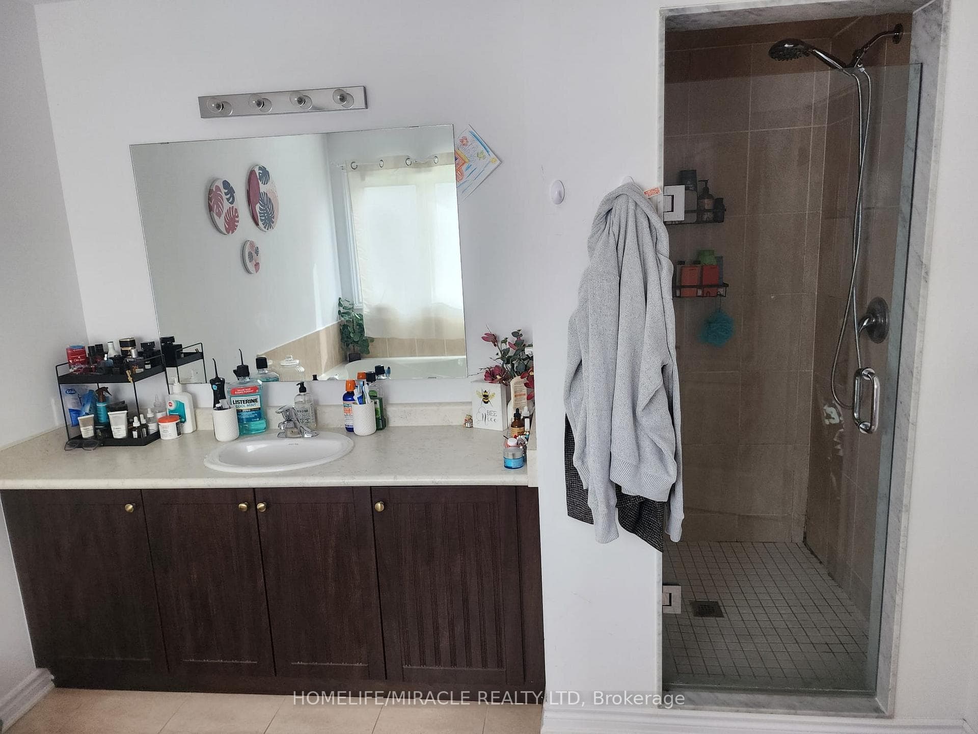 34 Terry Clayton Avenue photo 22