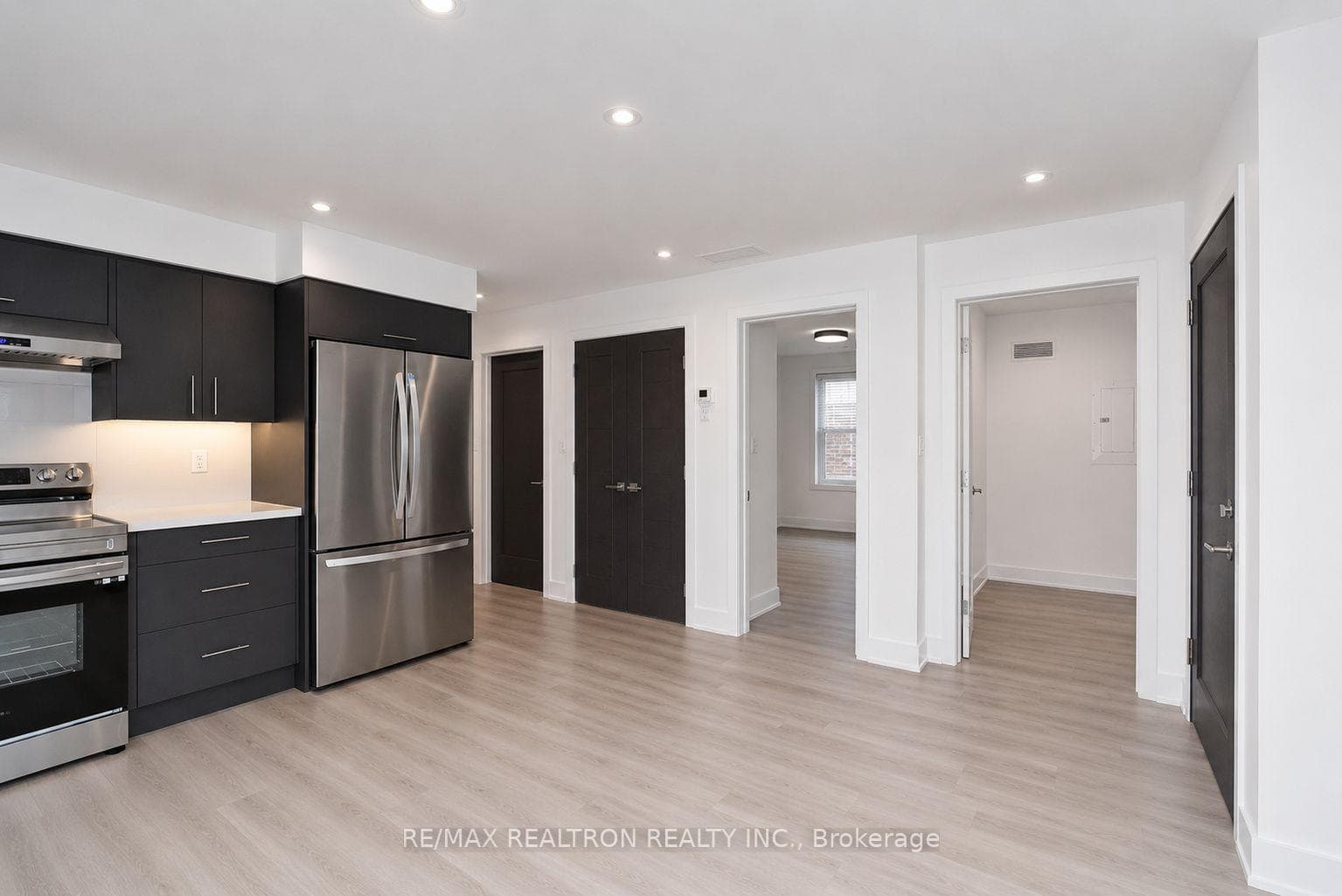 230 Boon Avenue Unit 5 photo 11