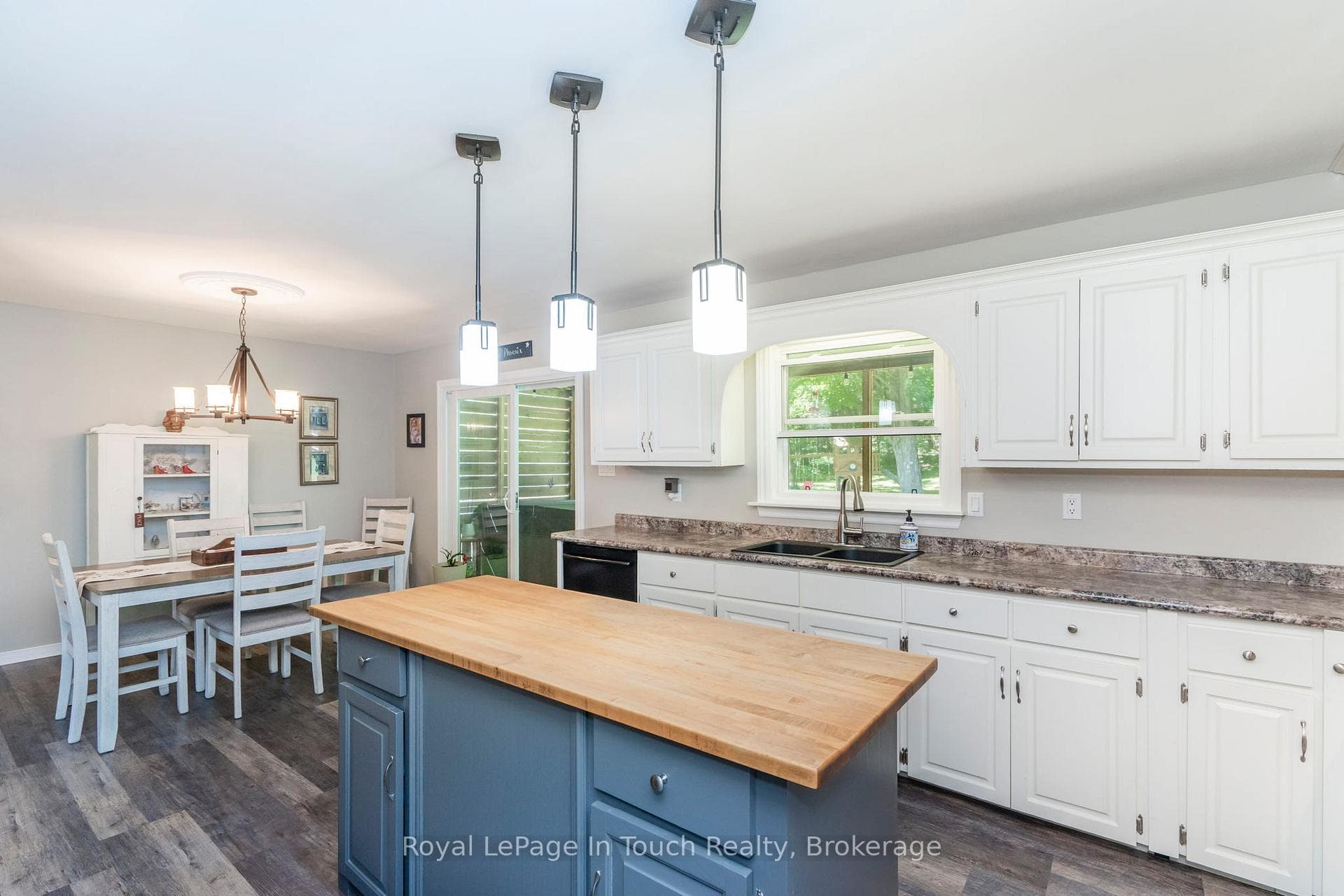 507 Lafontaine Road photo 19