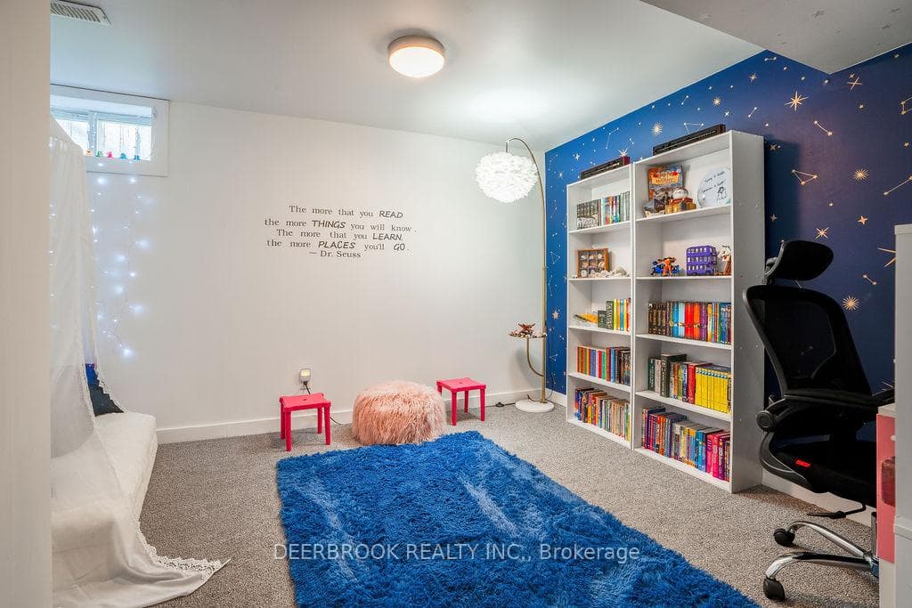 305 Stonehedge Drive photo 27
