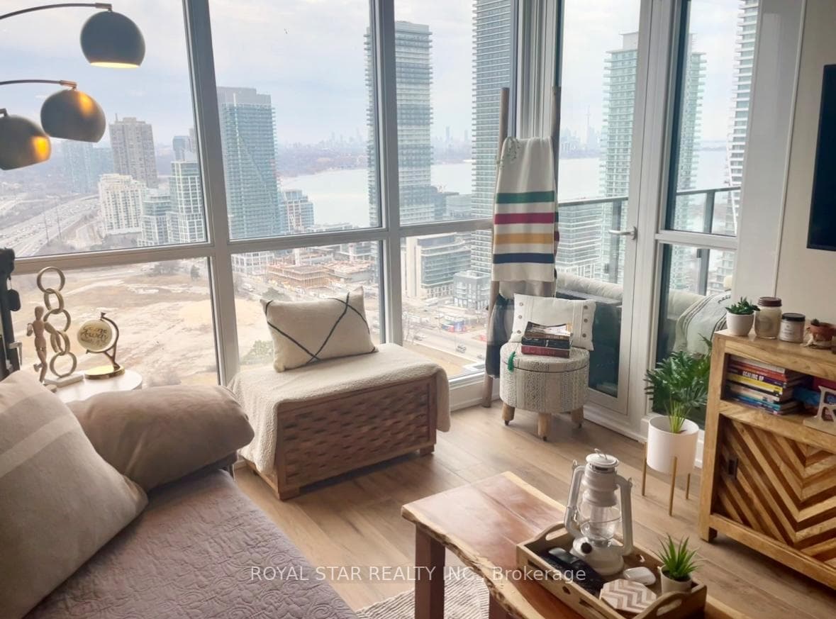 10 Park Lawn Road Unit 3208 photo 8