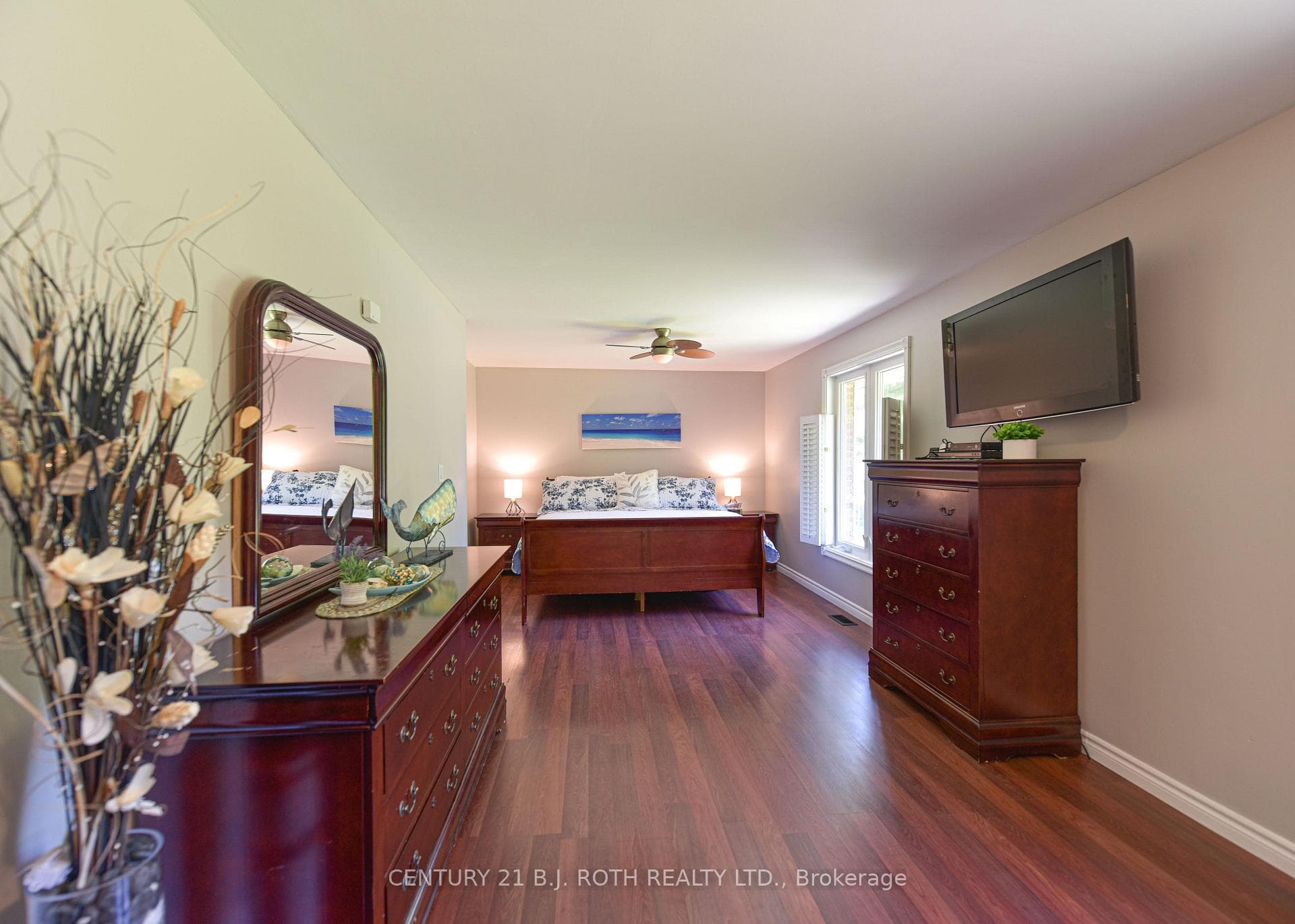 Large master bedroom