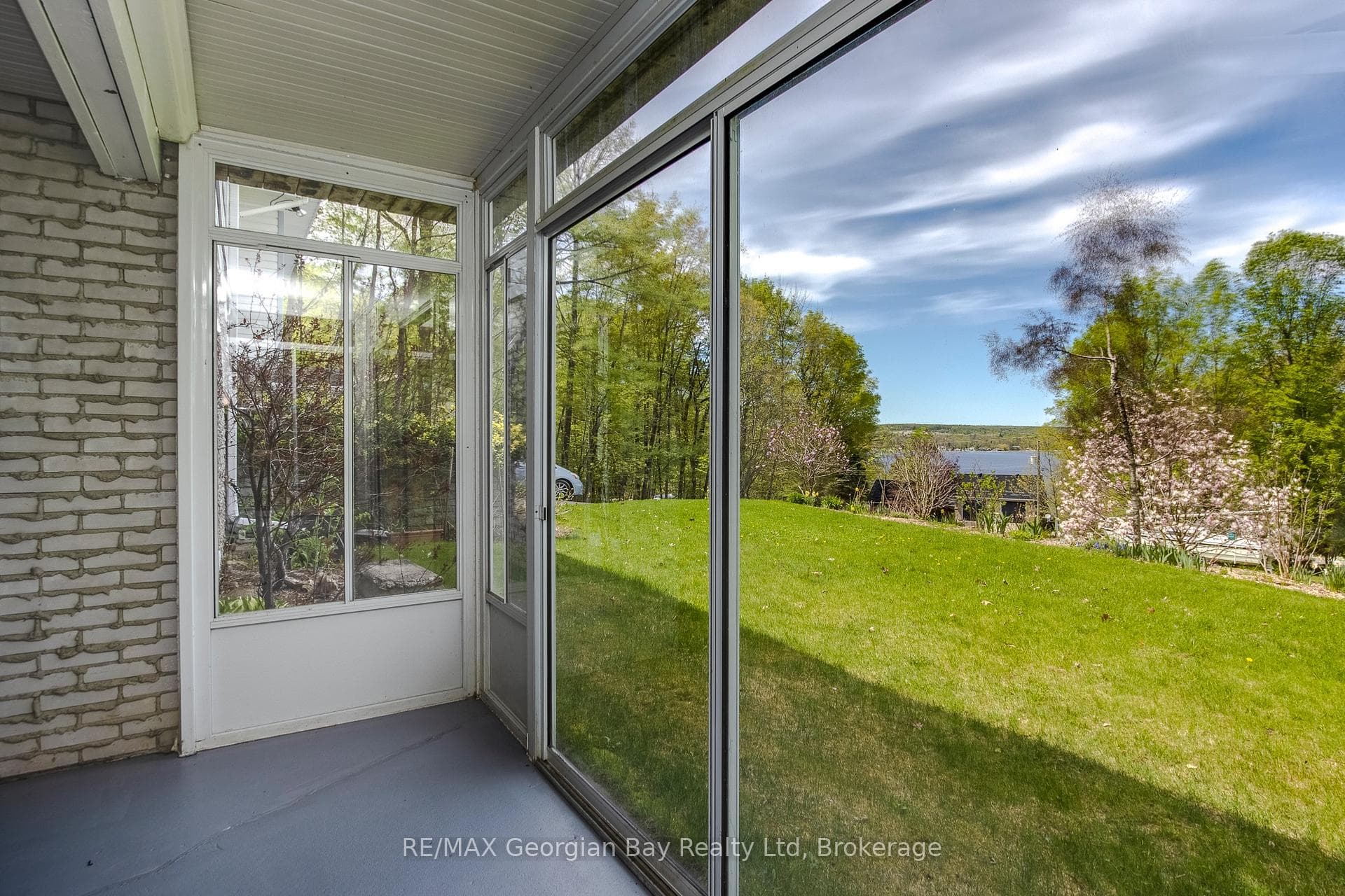 Sunroom and hot tub room