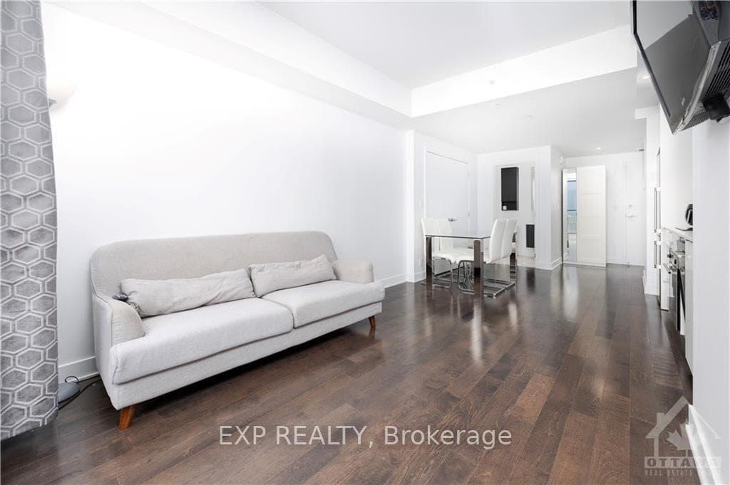 20 DALY Avenue Unit 1711 photo 10