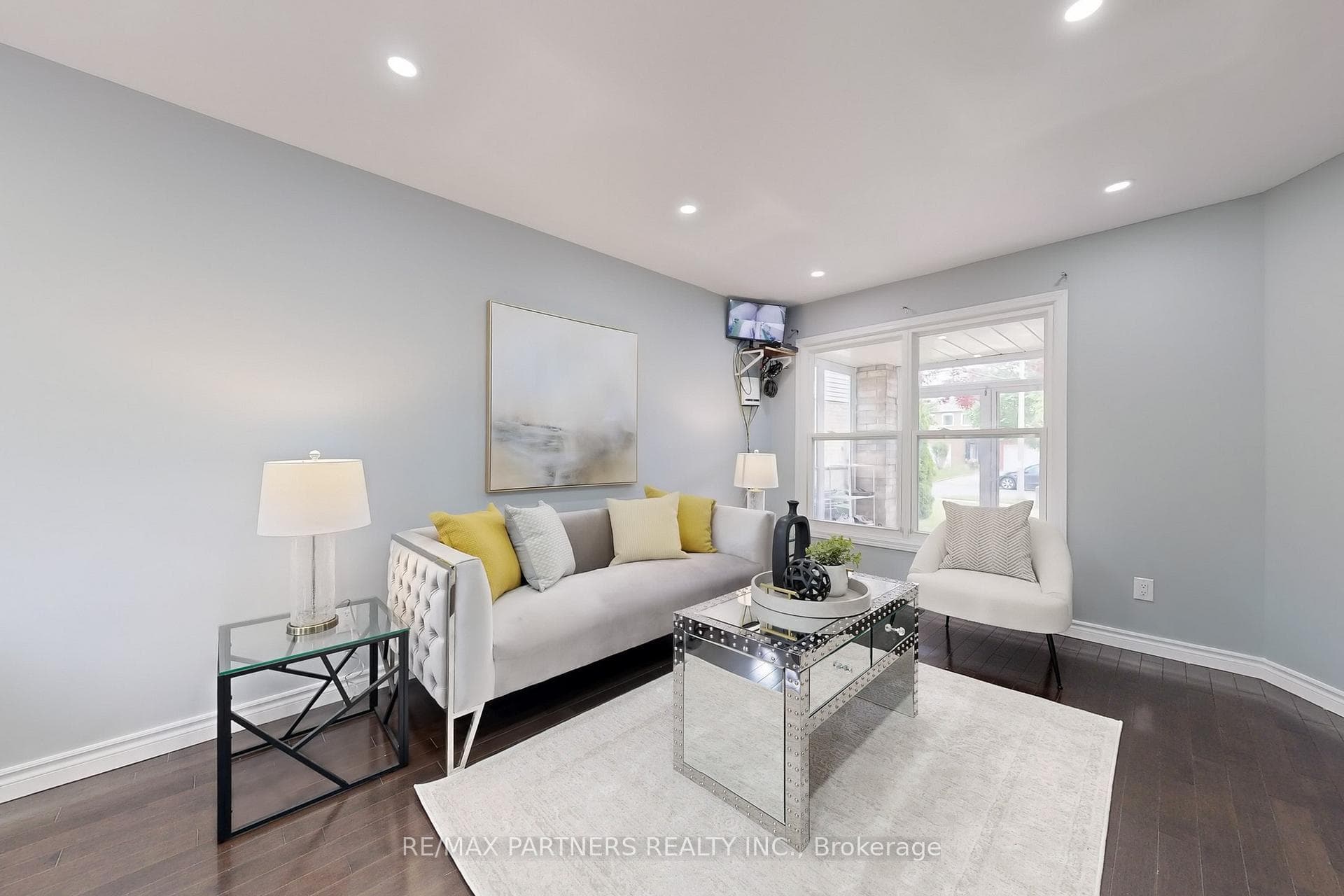 128 Bellrock Drive photo 3