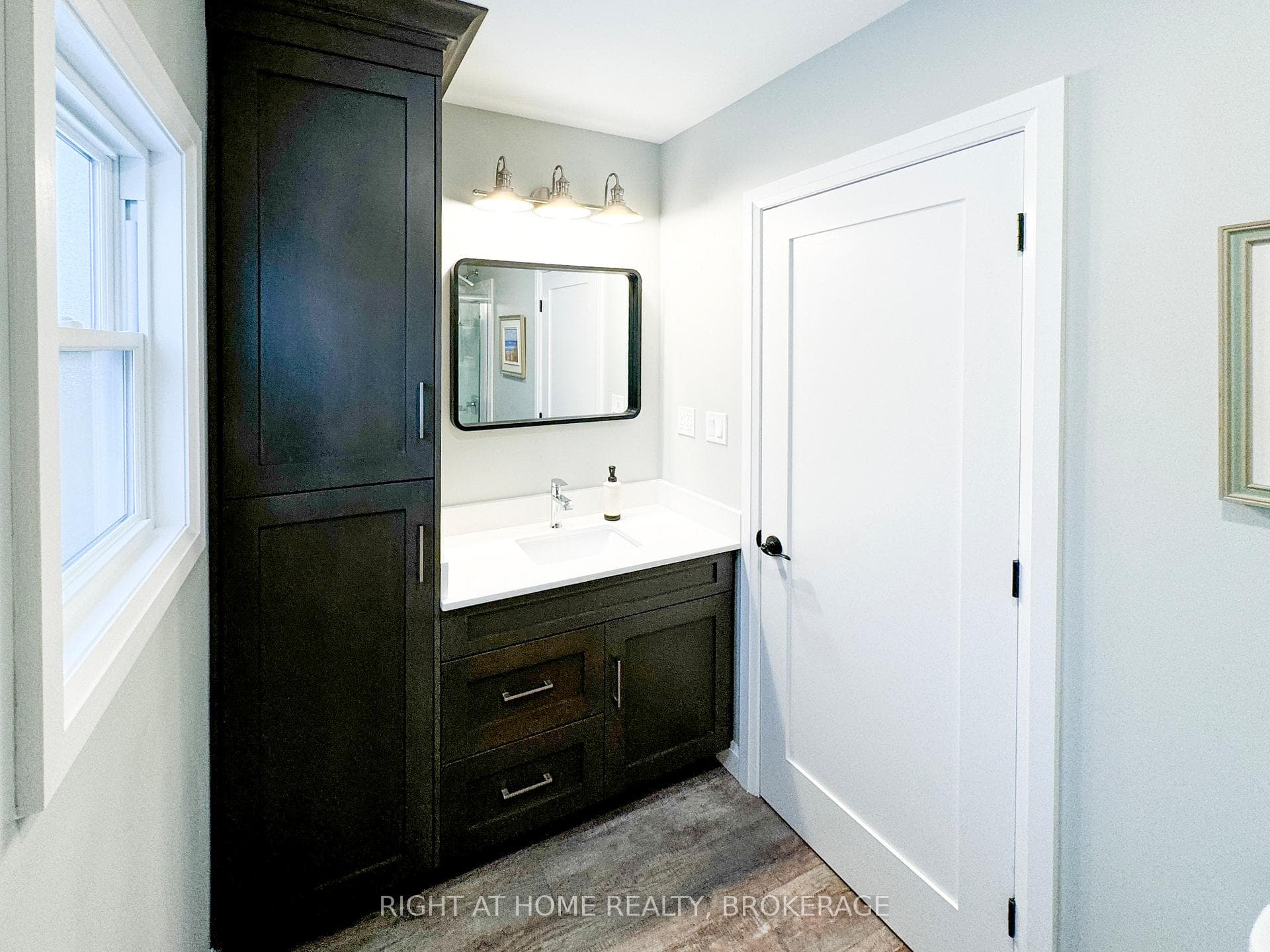 16 NORTHGLEN Avenue photo 19