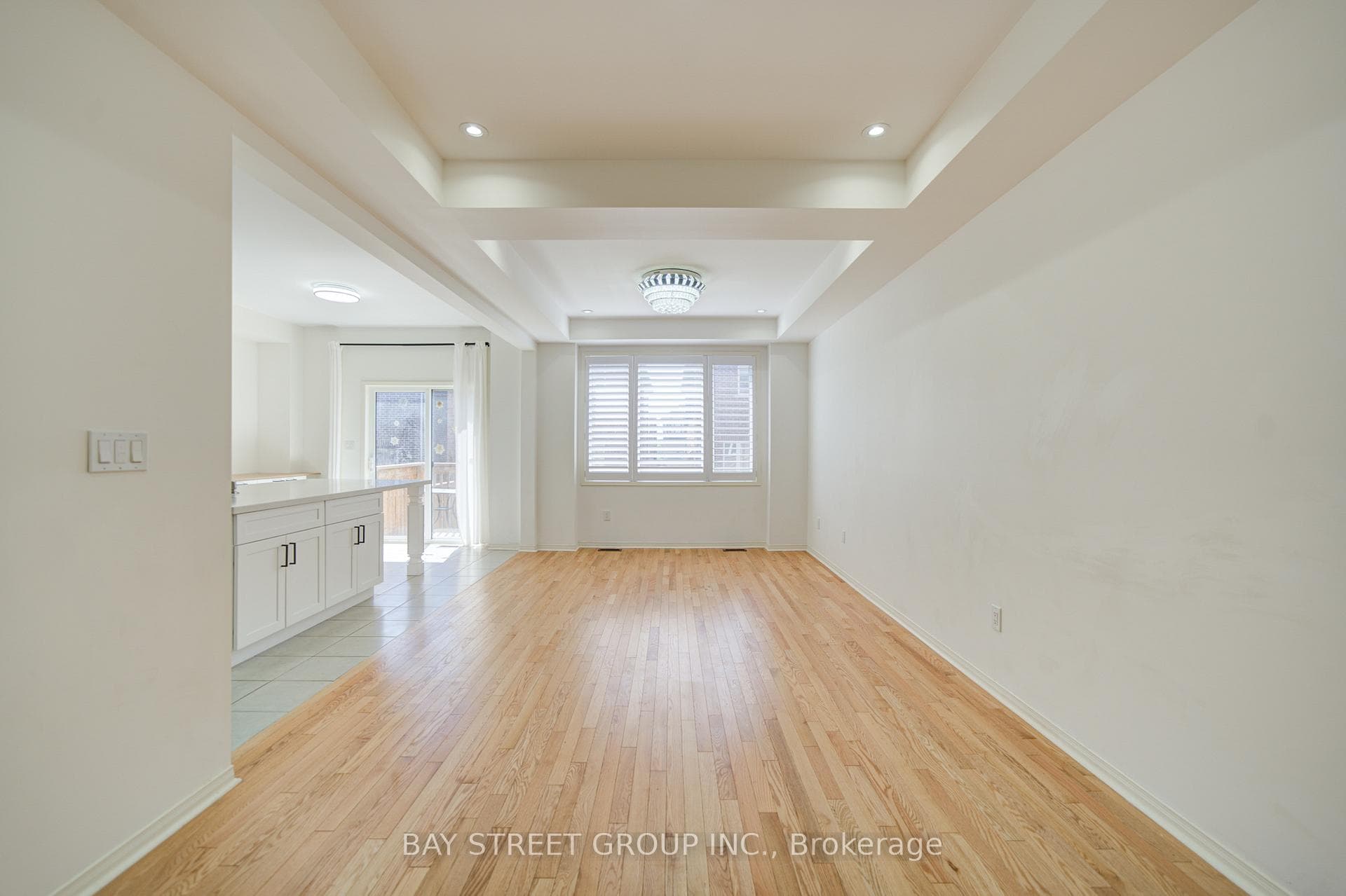 114 Ness Drive photo 3