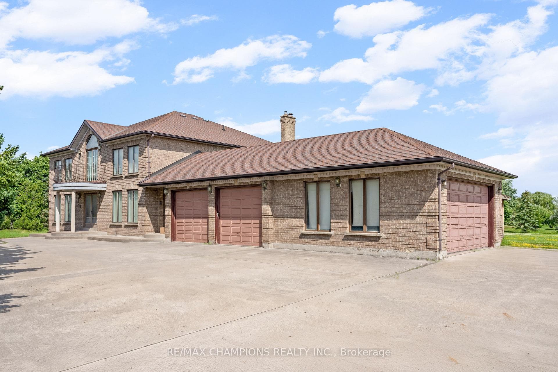 4047 Countryside Drive photo 3