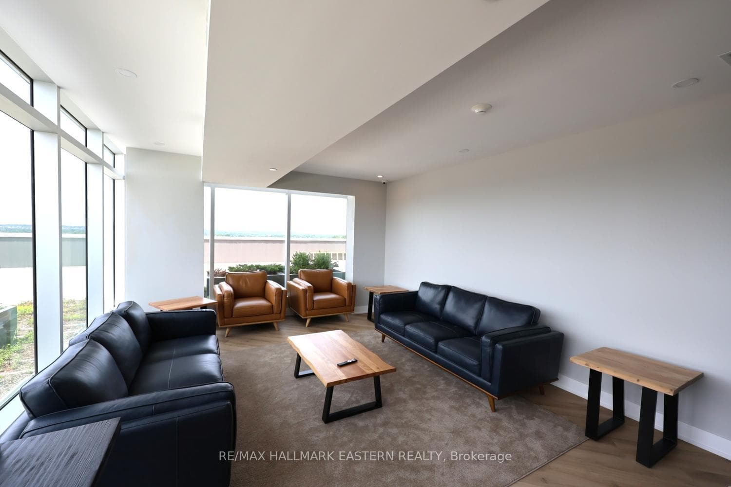 8th Floor Amenity Space