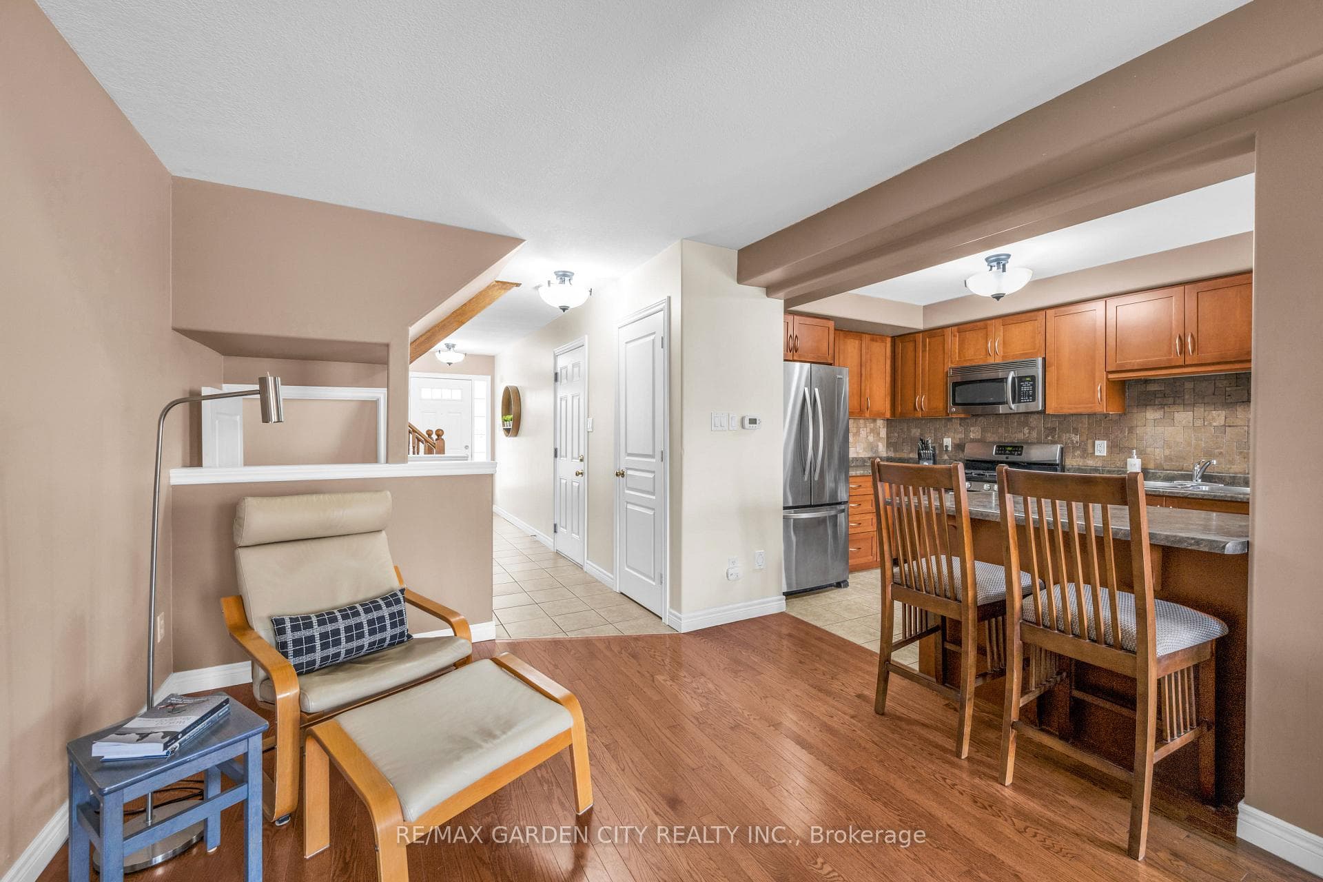 37 Hemlock Way photo 17