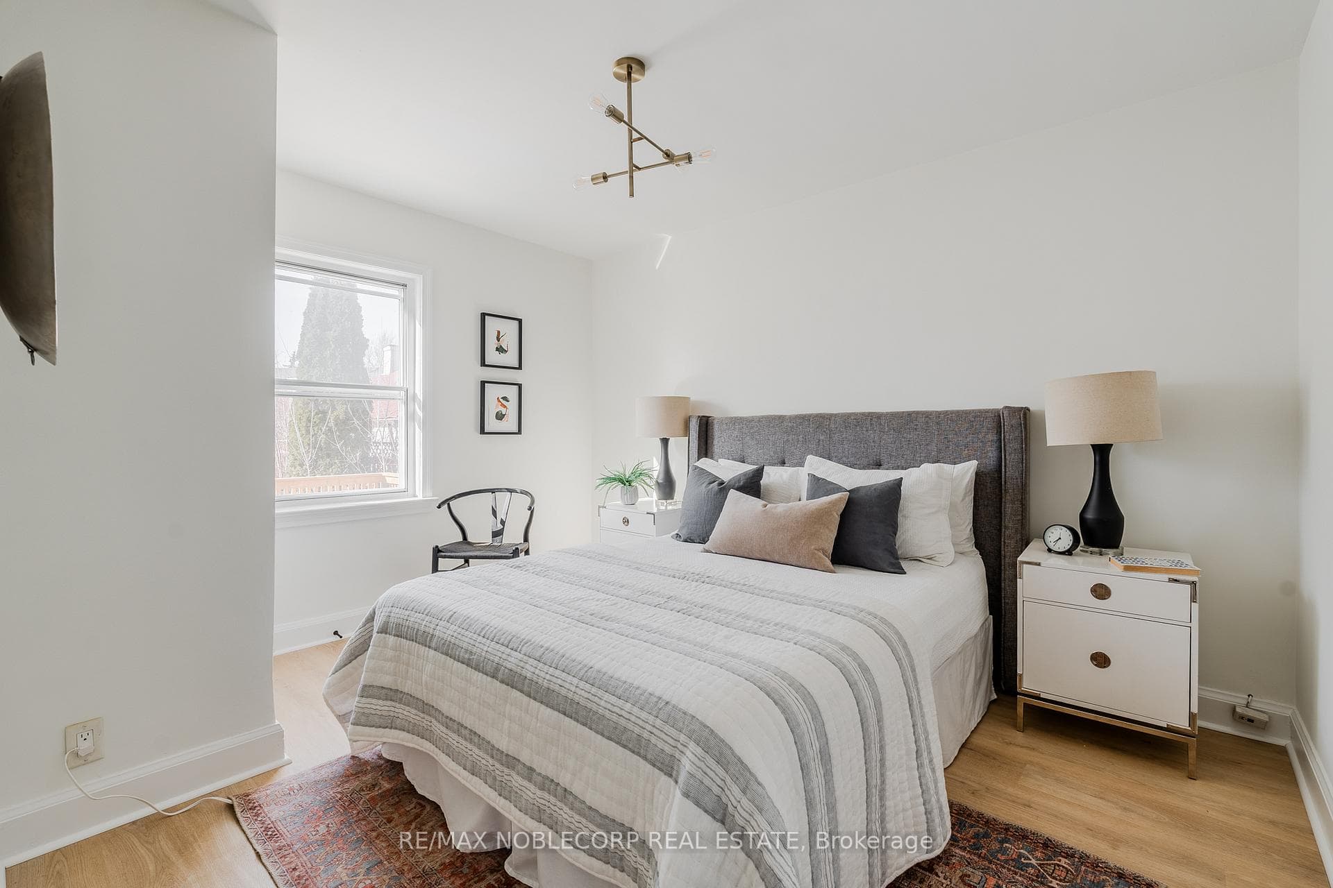 6 Evandale Road Unit Main photo 12