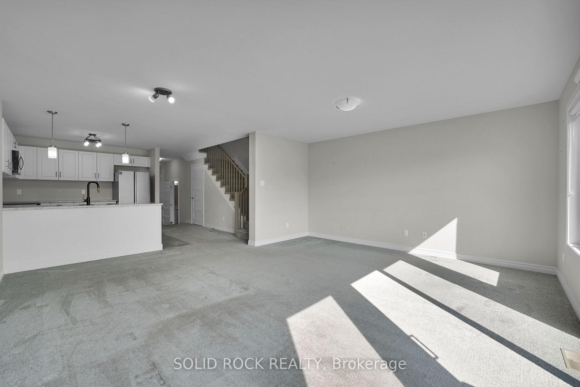 82 O'Donovan Drive photo 12