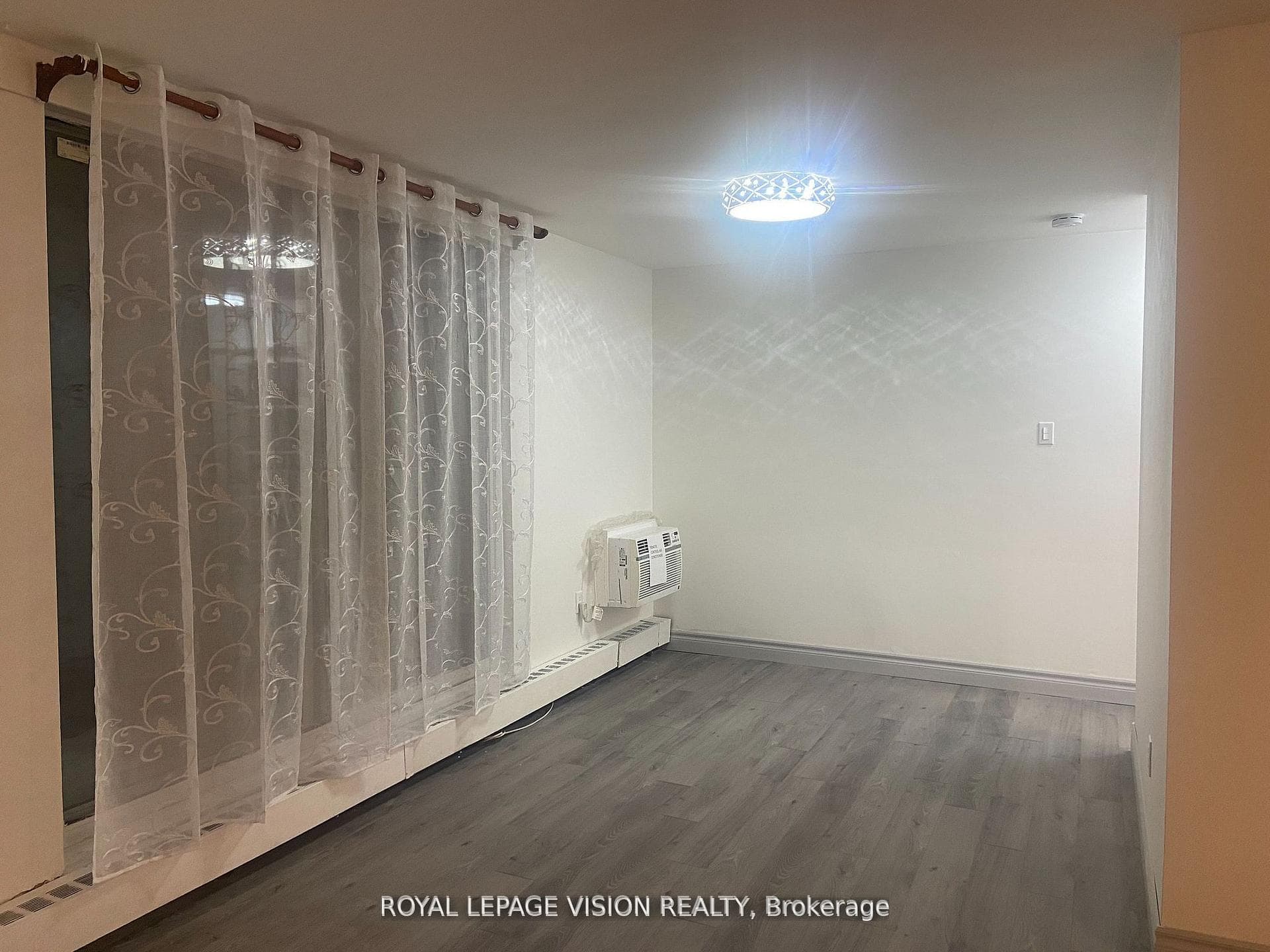 895 Kennedy Road Unit 205 photo 17