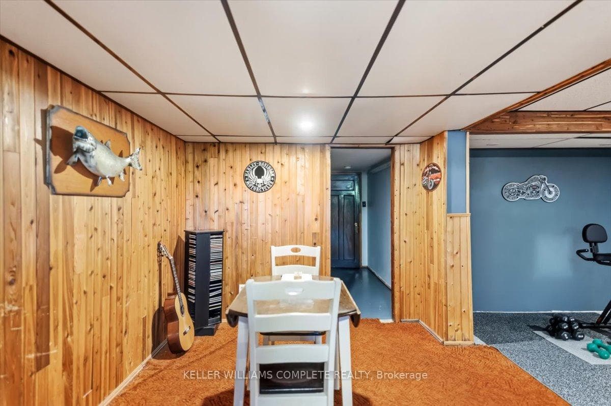 228 Golden Orchard Drive photo 17