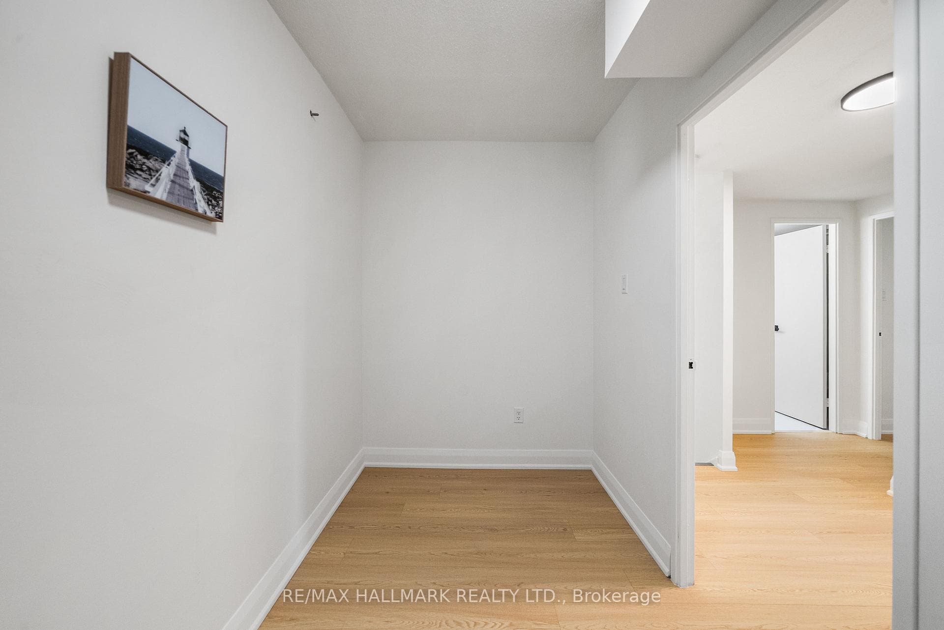35 Ormskirk Avenue Unit 209 photo 23