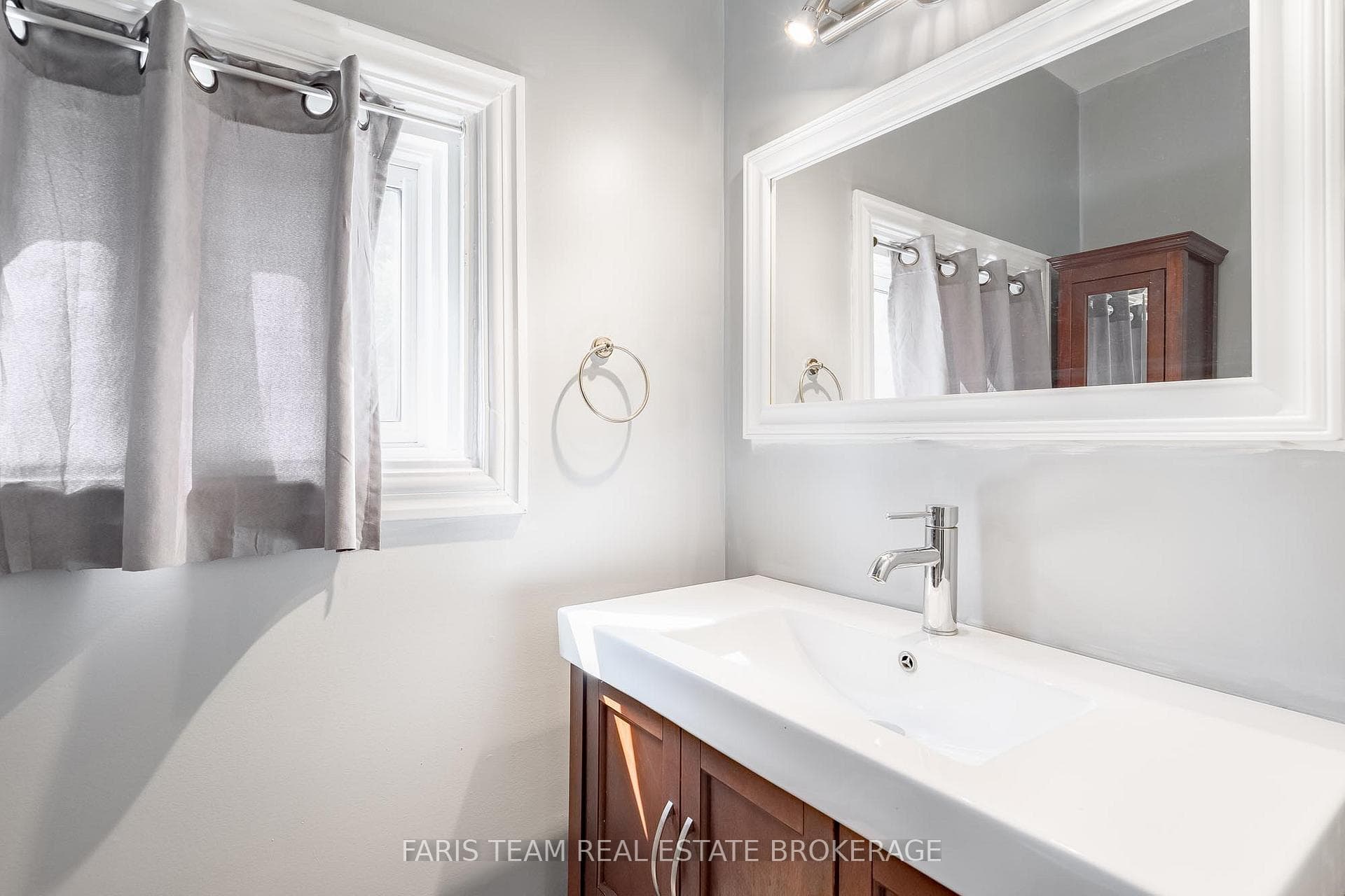 277 Gloucester Street photo 13