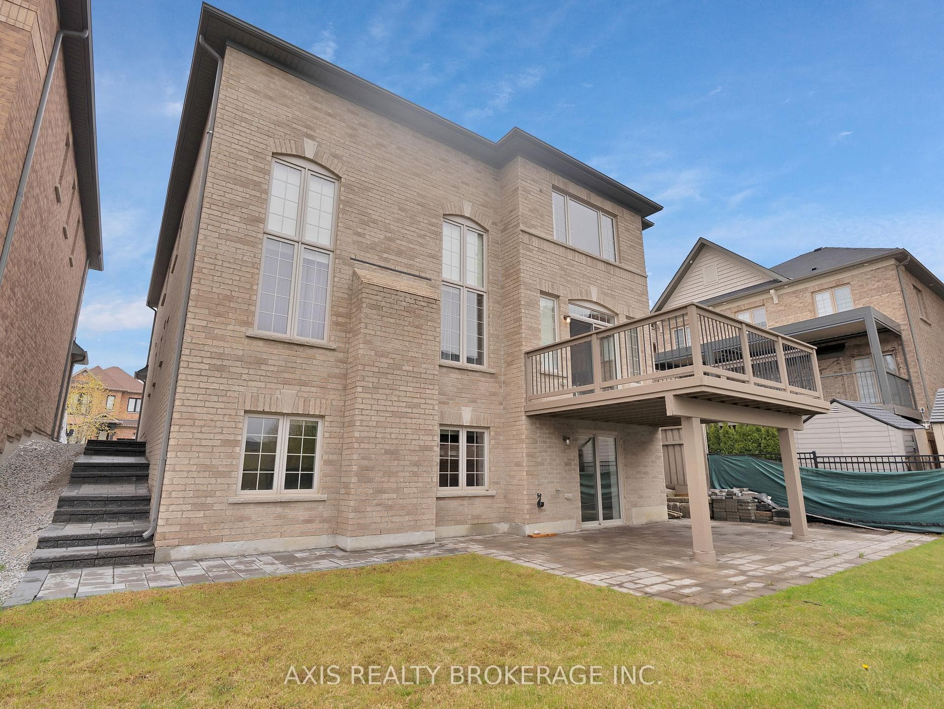41 Pelee Avenue photo 37