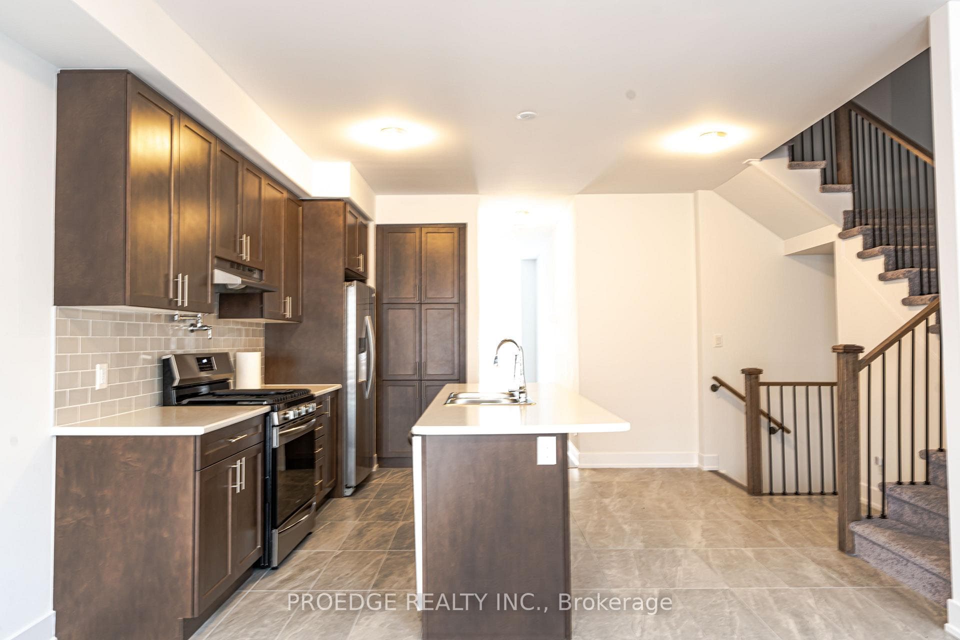 2038 Verne Bowen Street photo 5