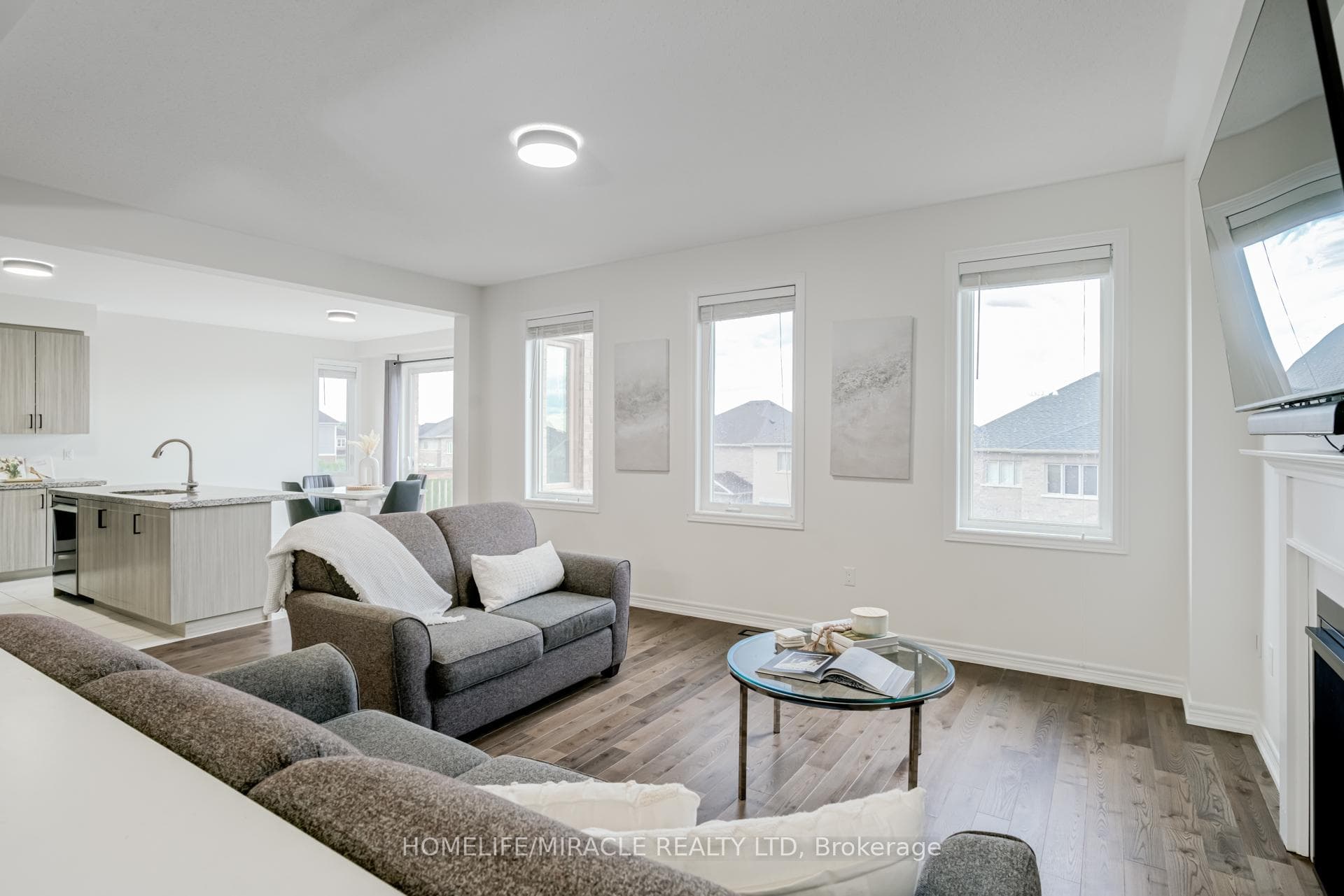 30 Atkinson Crescent photo 10