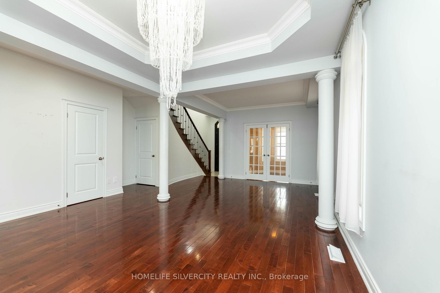 46 Eaglesprings Crescent photo 13