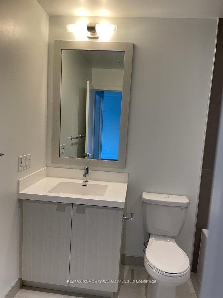9 Mabelle Avenue Unit 3117 photo 12