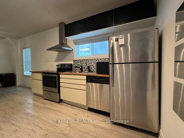 467 Keele Street Unit Main photo 3