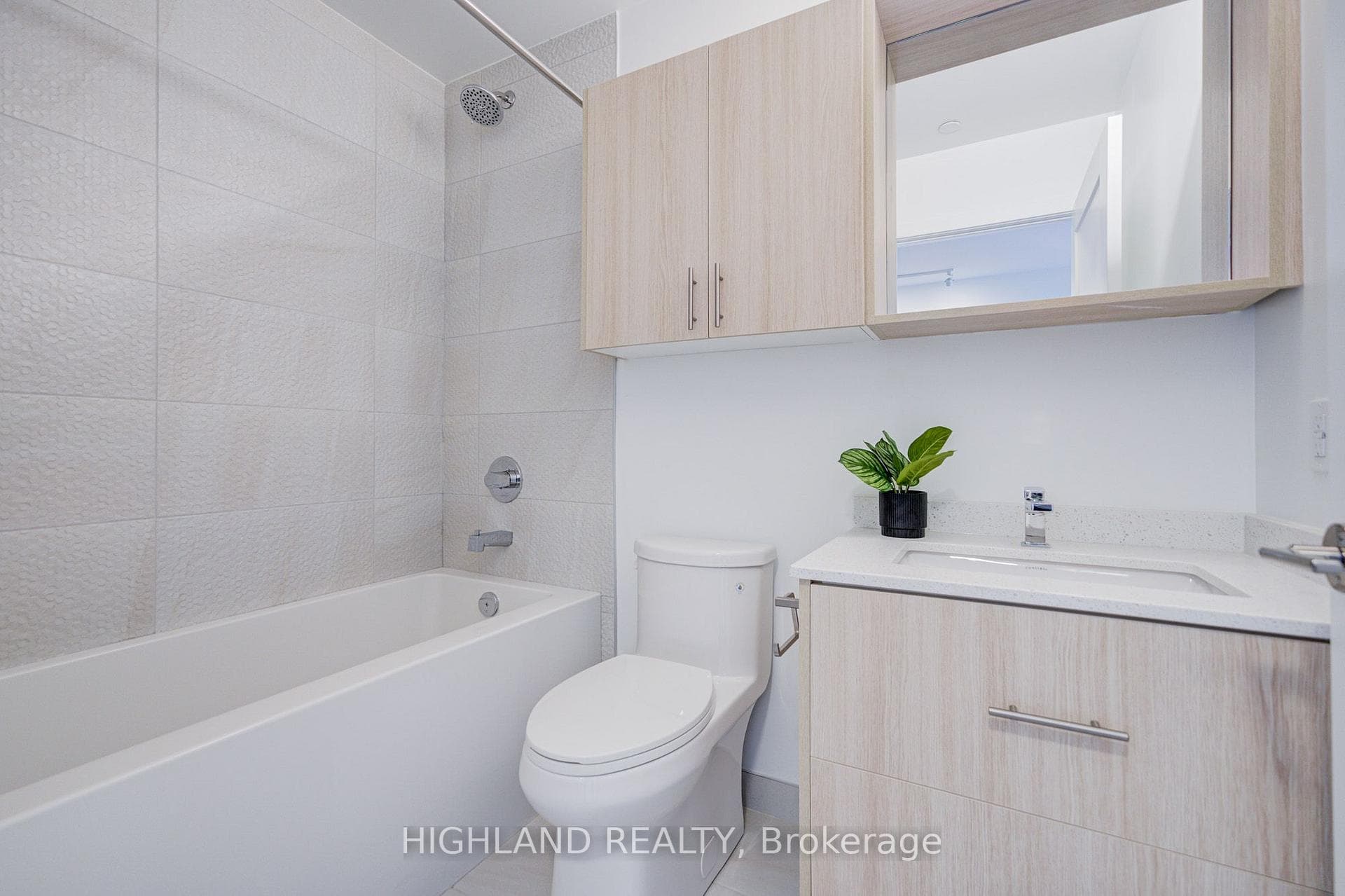 5081 Hurontario Street Unit 3103 photo 25