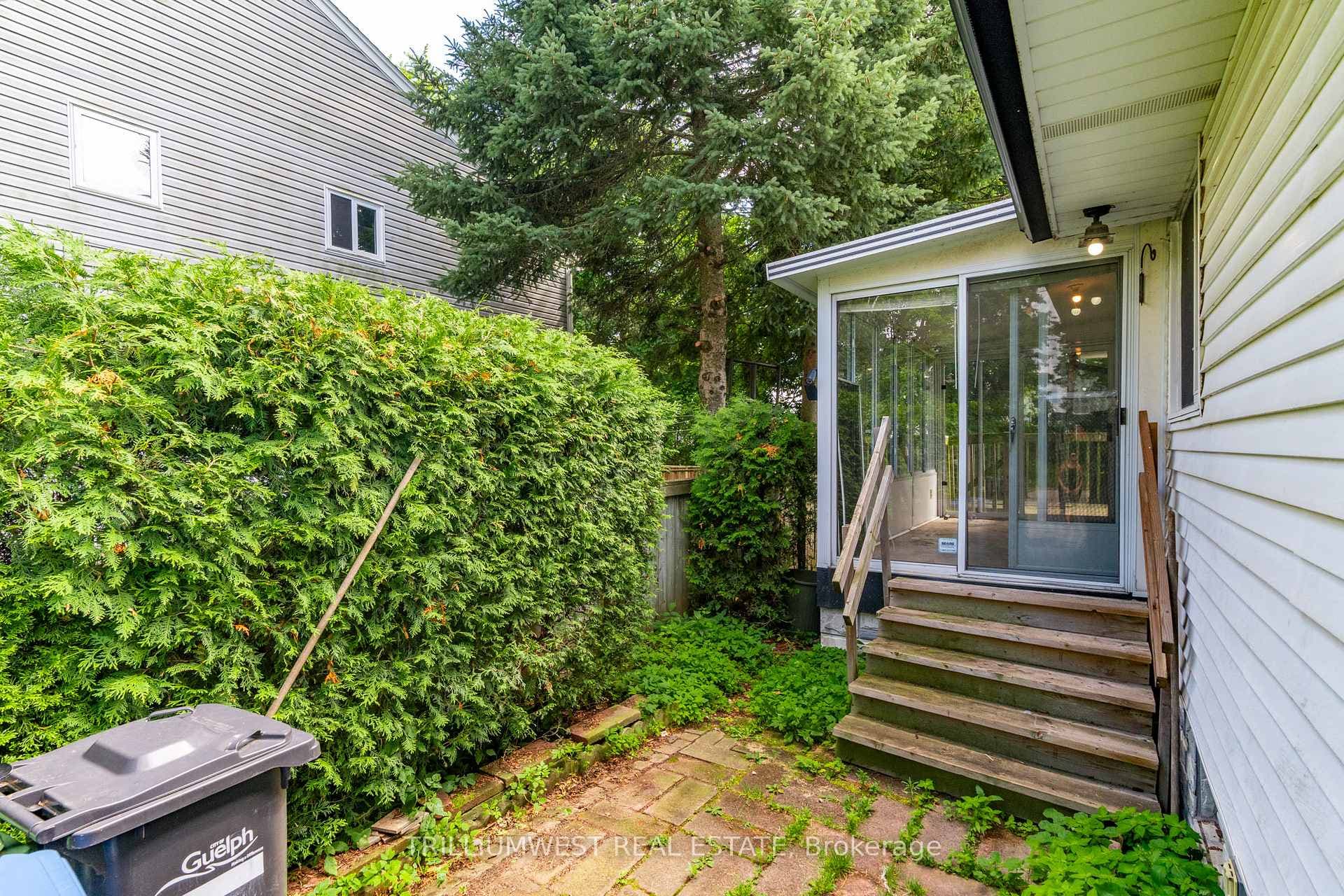 44 Western Avenue photo 27