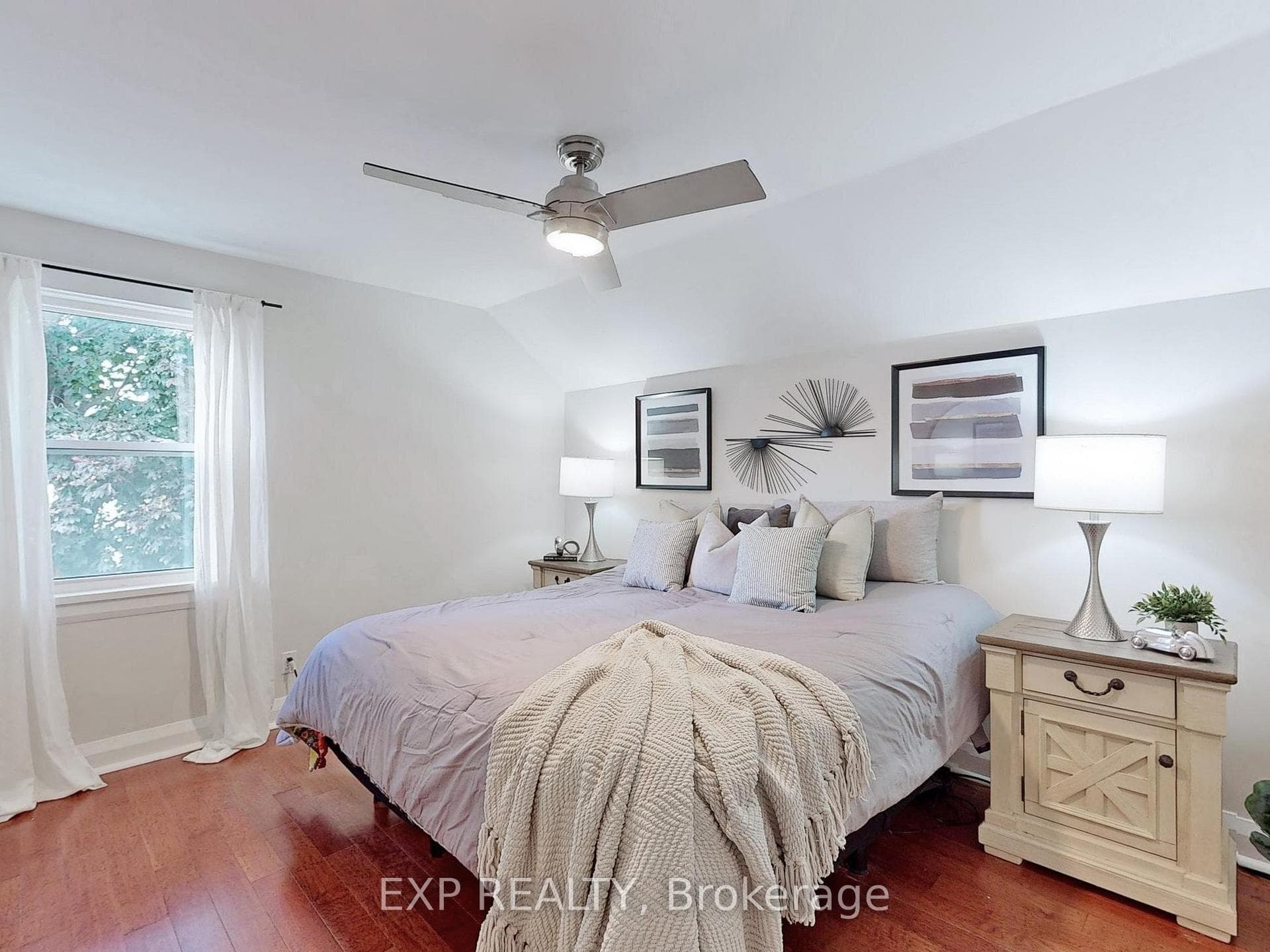 211 Ontario Street photo 21