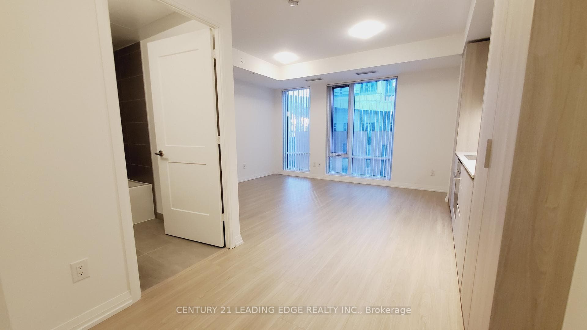 8 Widmer Street Unit 706 photo 8