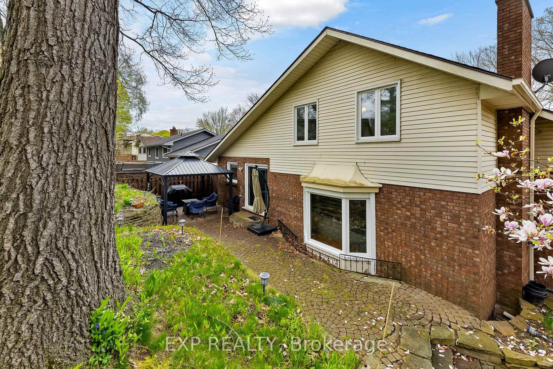 23 Berkwood Place photo 30