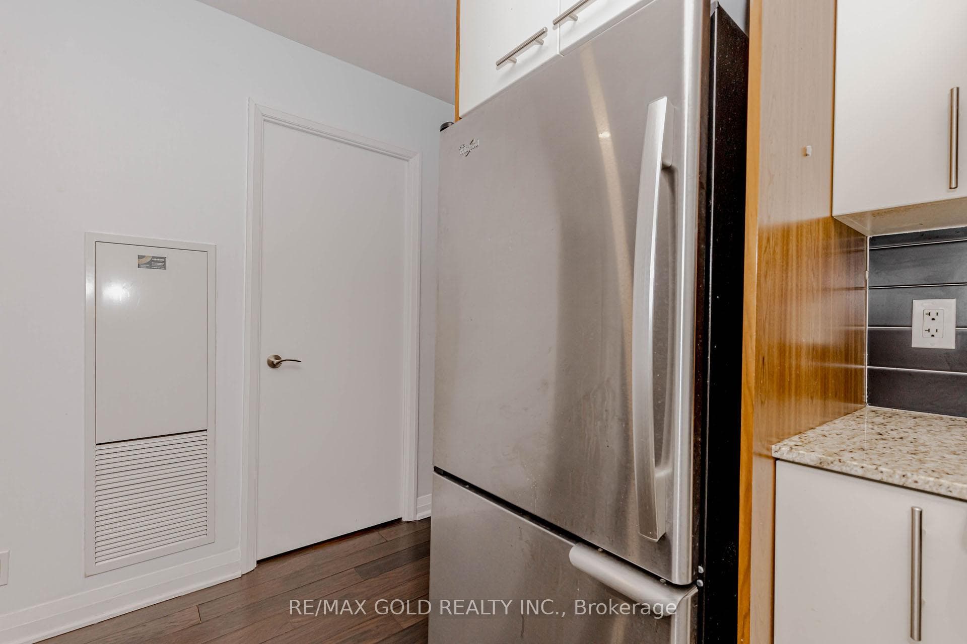 5 Valhalla Inn Road Unit 511 photo 18