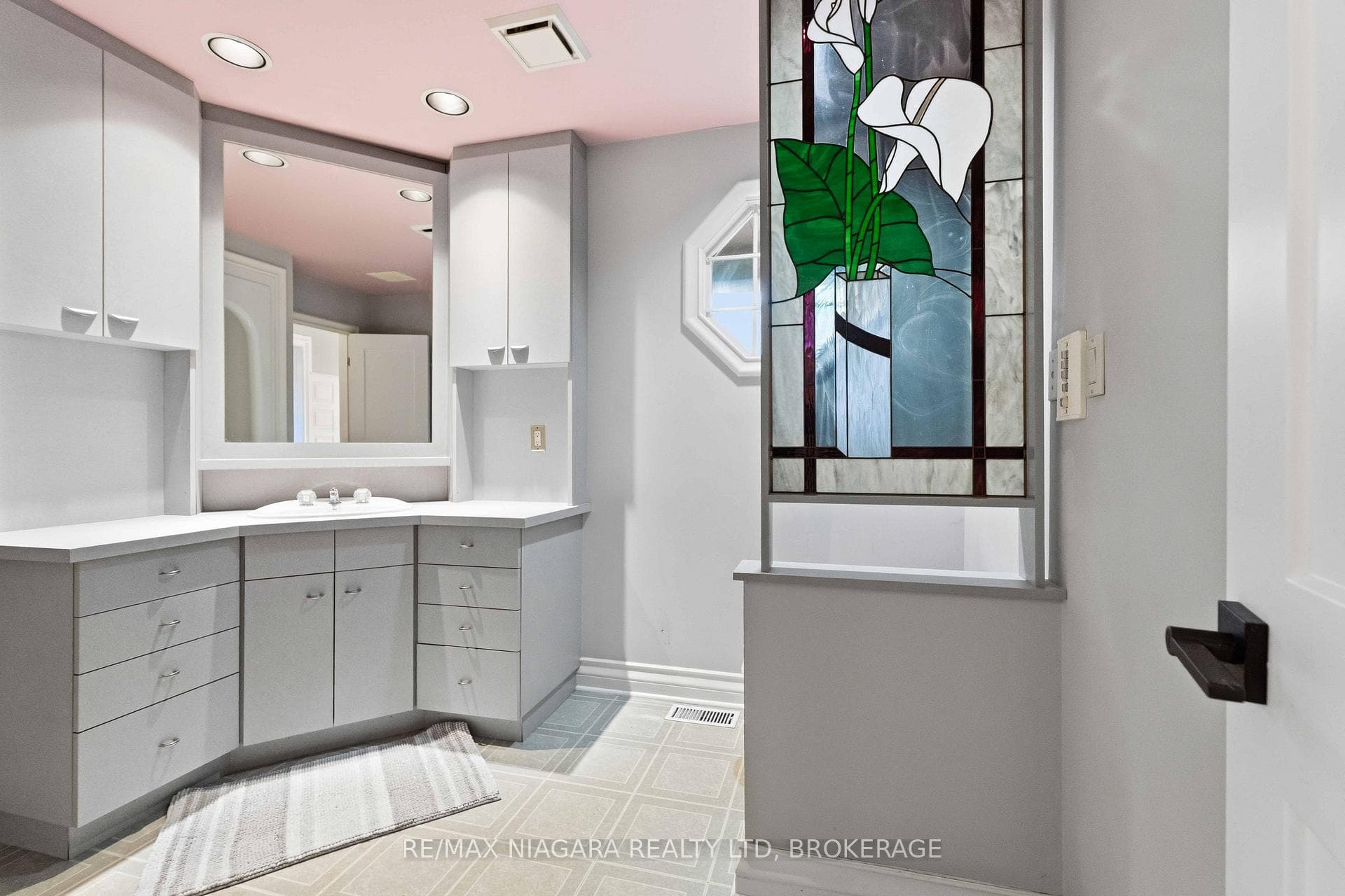 44 Cheritan Court photo 31