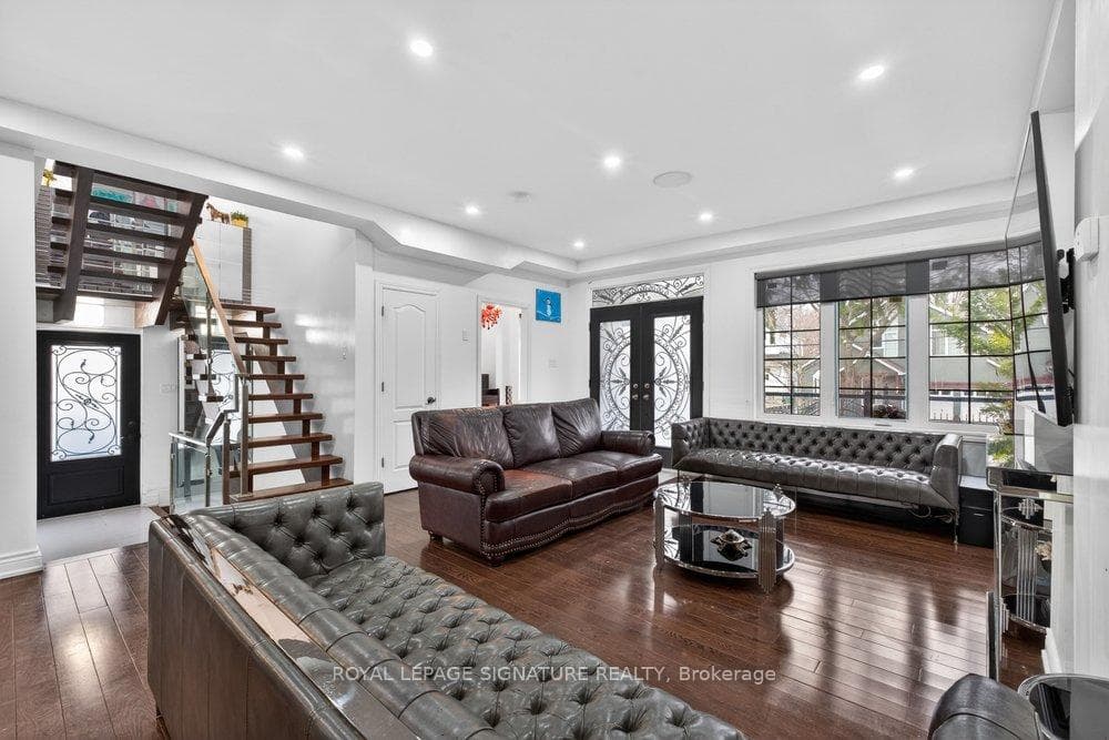 32 Cliffcrest Drive photo 9