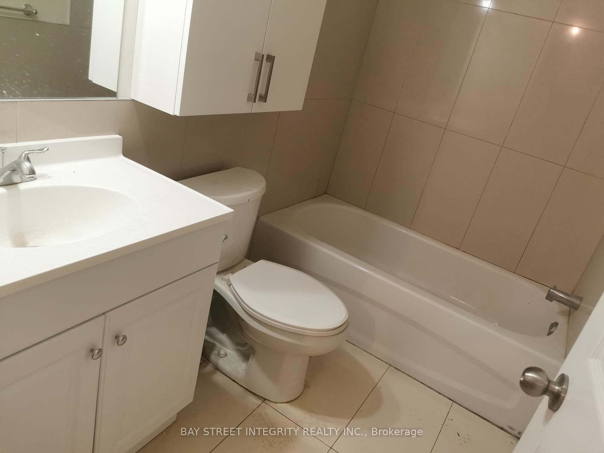 7 D'arcy Street Unit A photo 6