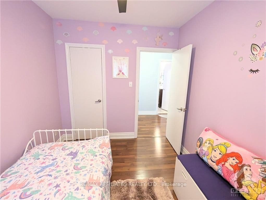 91 BROADVIEW Avenue photo 19